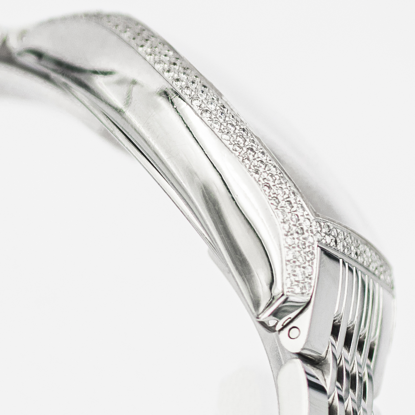 1547_marcels_watch_group_wristshot_2000s_longines_L2.656.4.71.6_evidenza_case_side_06