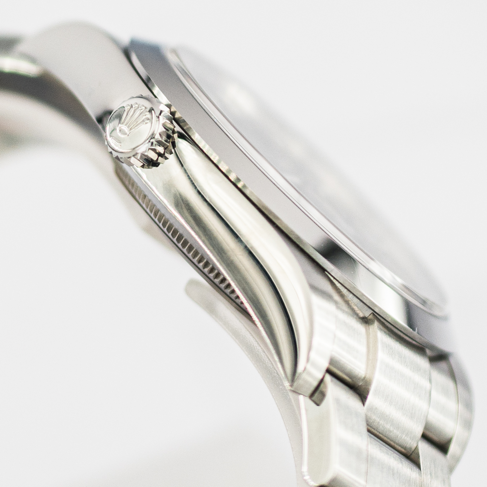 1549_marcels_watch_group_wristwatch_2018_rolex_214270_explore_mk2_case_side_02