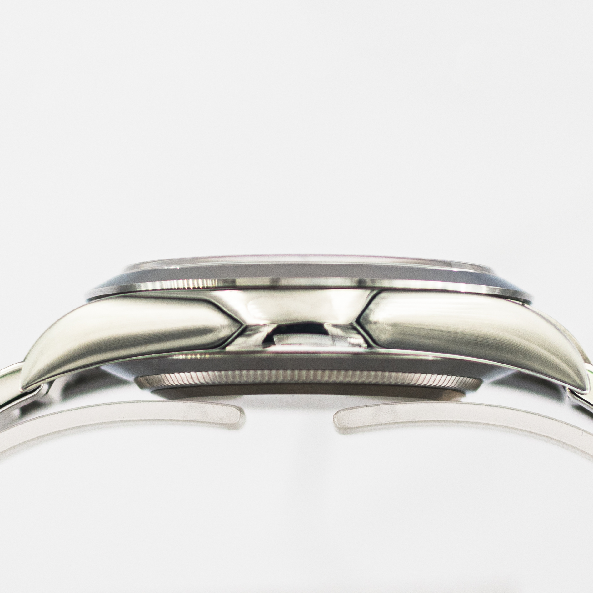 1549_marcels_watch_group_wristwatch_2018_rolex_214270_explore_mk2_case_side_04