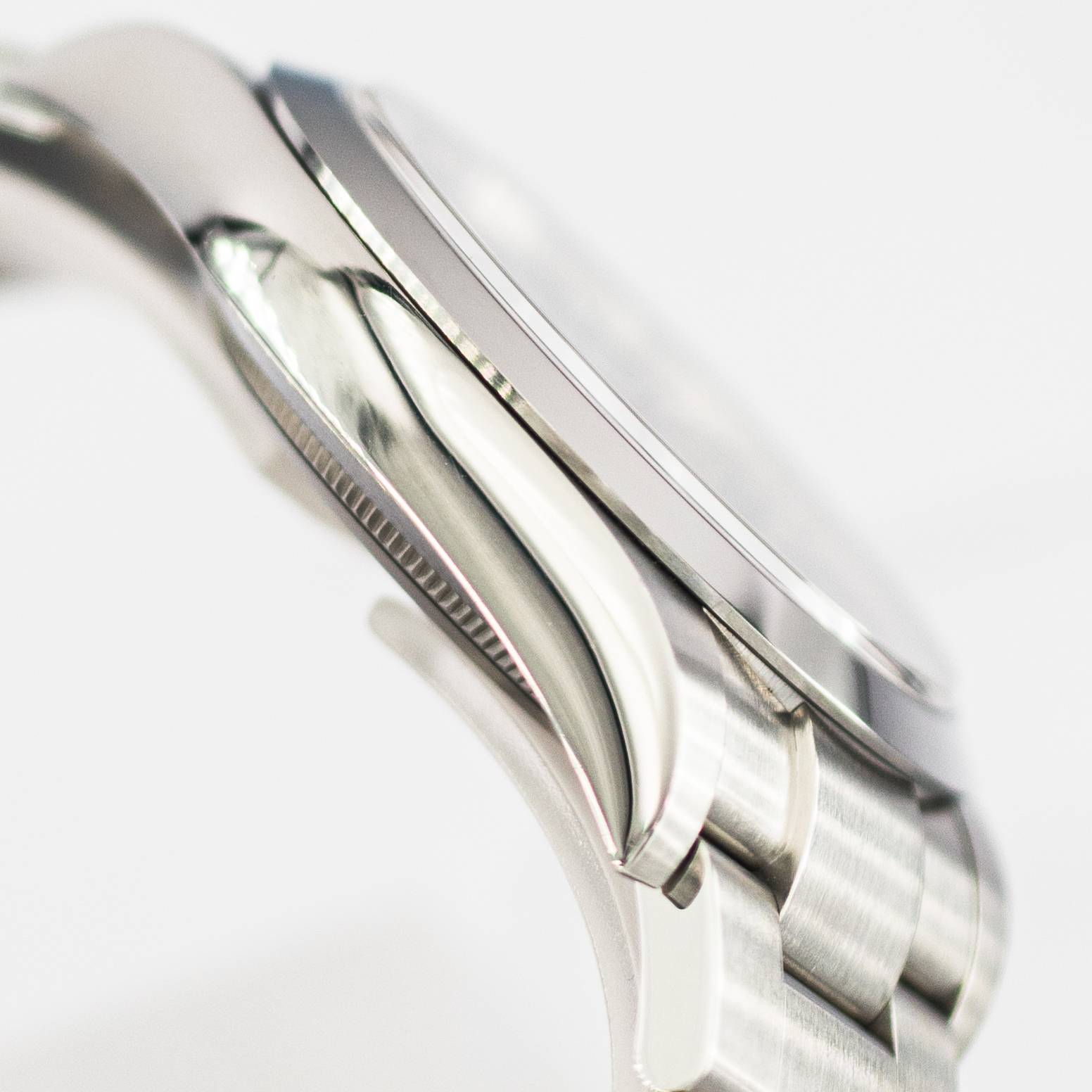 1549_marcels_watch_group_wristwatch_2018_rolex_214270_explore_mk2_case_side_05