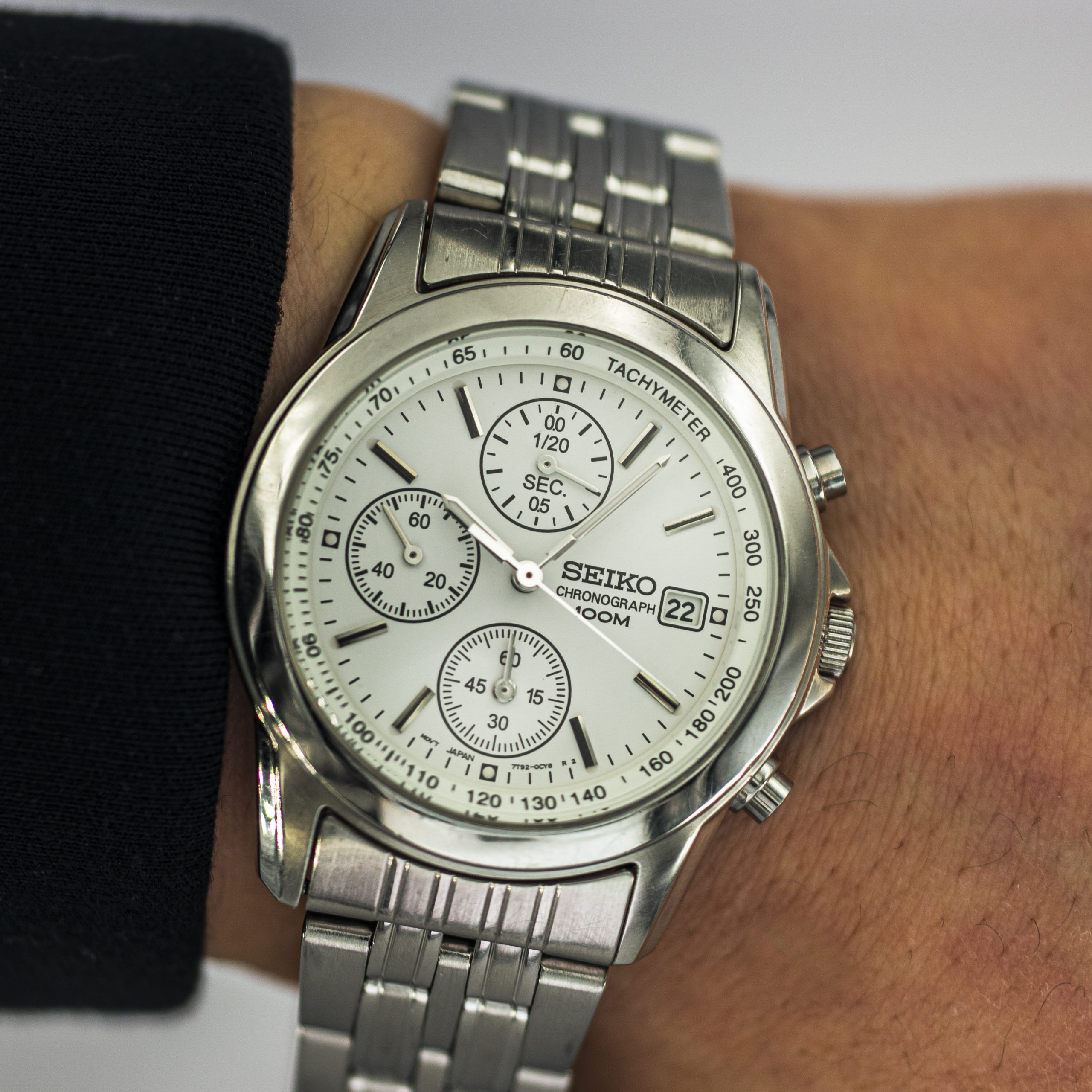 1551_marcels_watch_group_wristwatch_2005_seiko_7T92_0CW0_chronograph_wristshot_01