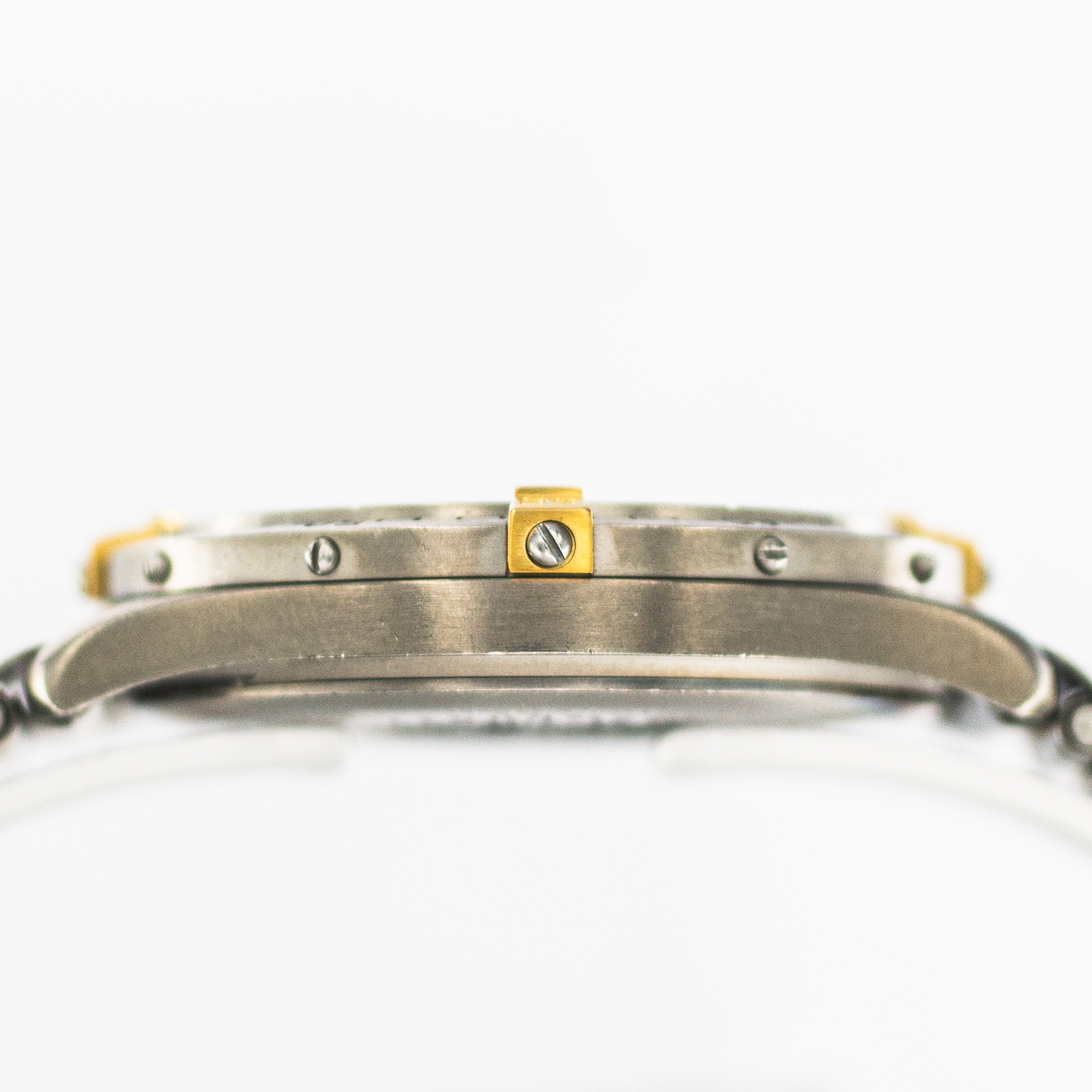 1550_marcels_watch_group_vintage_wristwatch_2005_breitling_F75362_aerospace_case_side_04