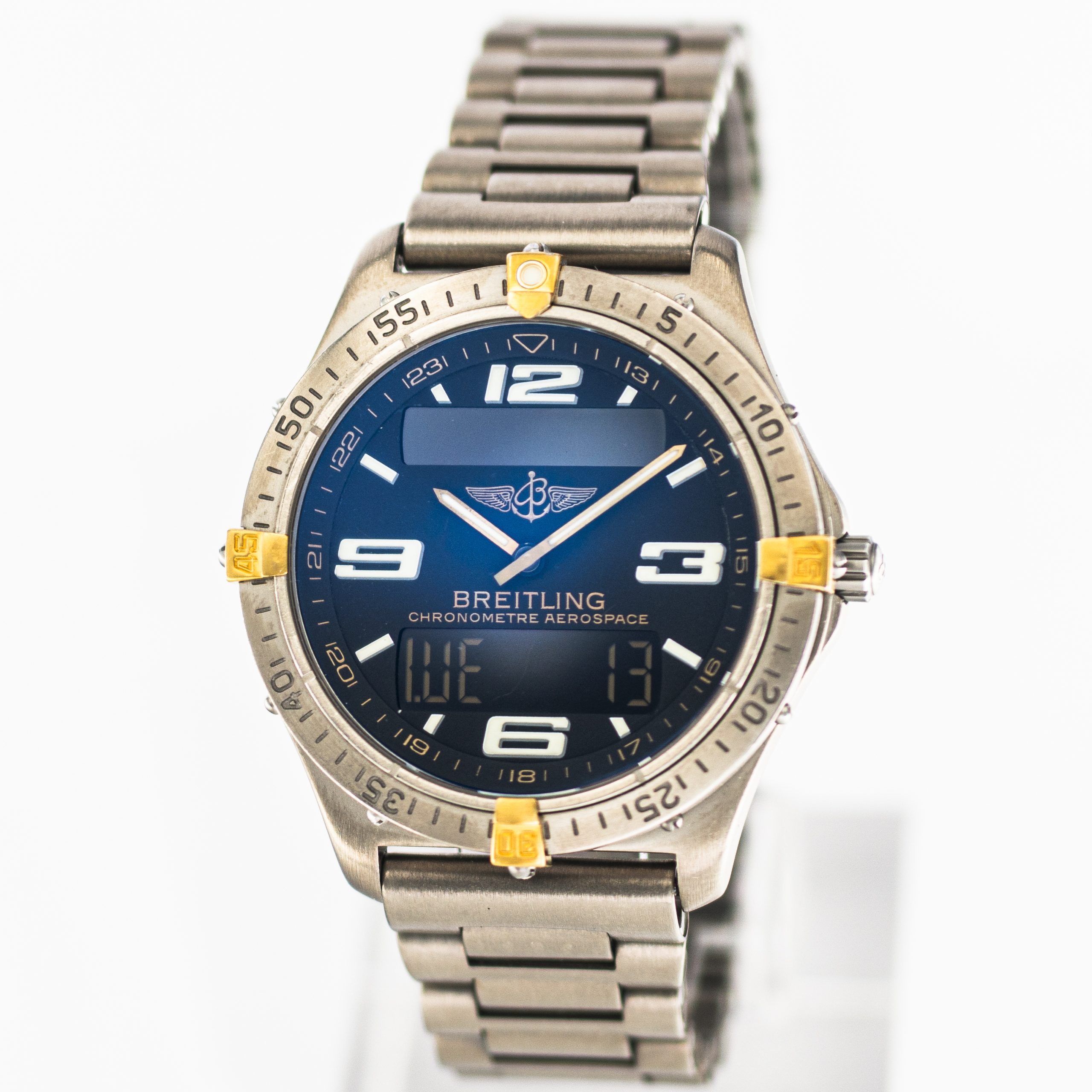 1550_marcels_watch_group_vintage_wristwatch_2005_breitling_F75362_aerospace_dial_04