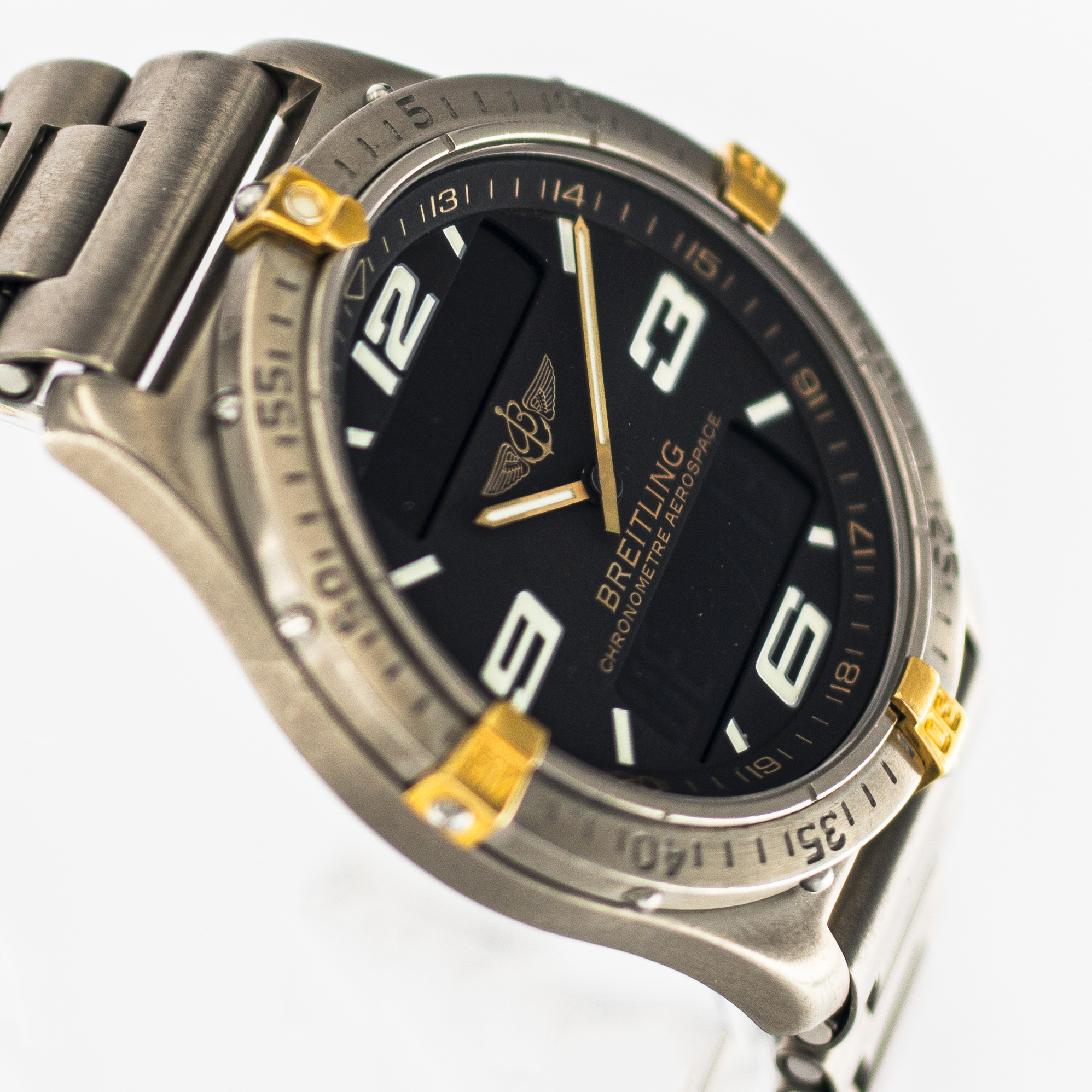 1550_marcels_watch_group_vintage_wristwatch_2005_breitling_F75362_aerospace_dial_10