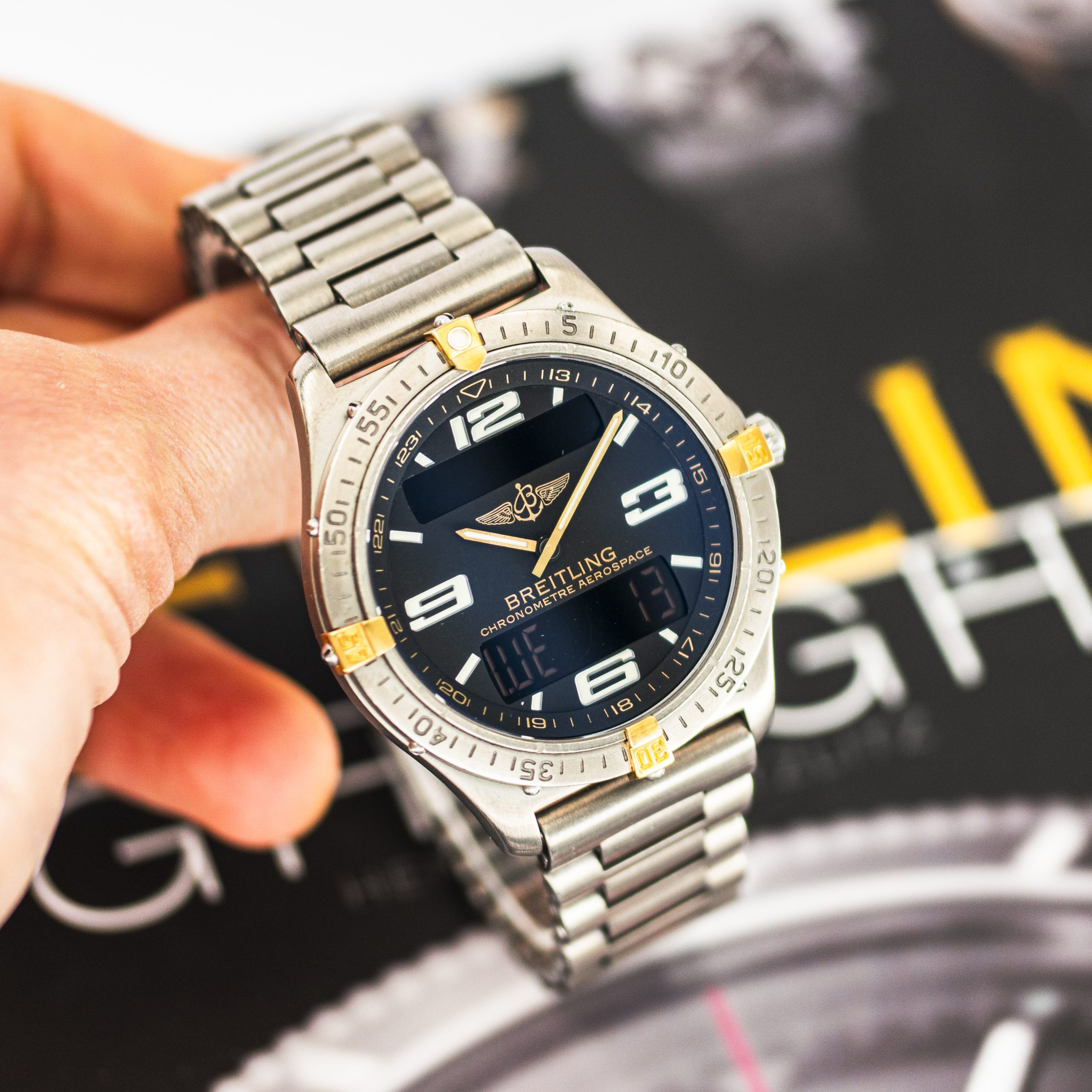 1550_marcels_watch_group_vintage_wristwatch_2005_breitling_F75362_aerospace_dial_14