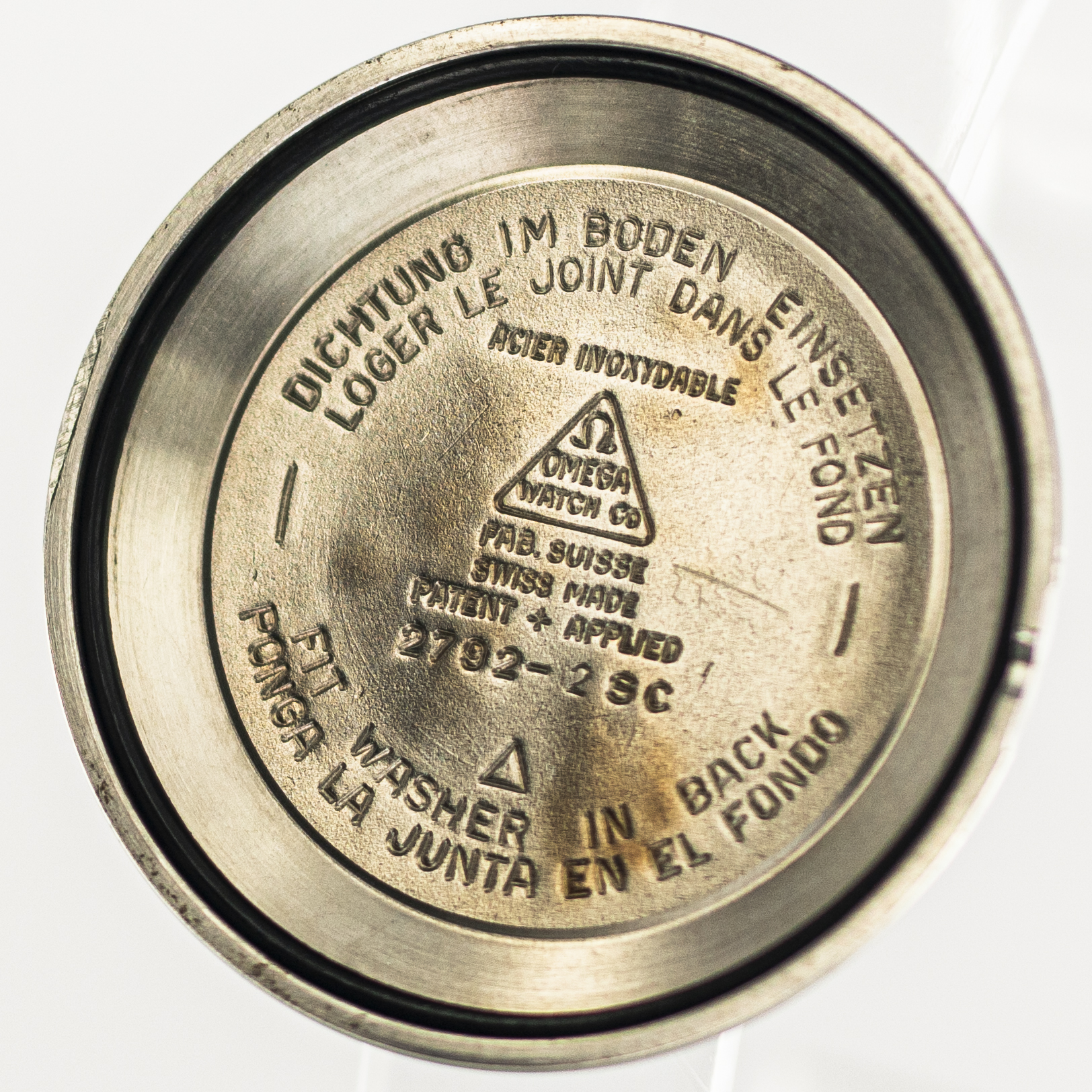 1562_marcels_watch_group_vintage_wristwatch_1953black_dial_omega_2792_caseback_02