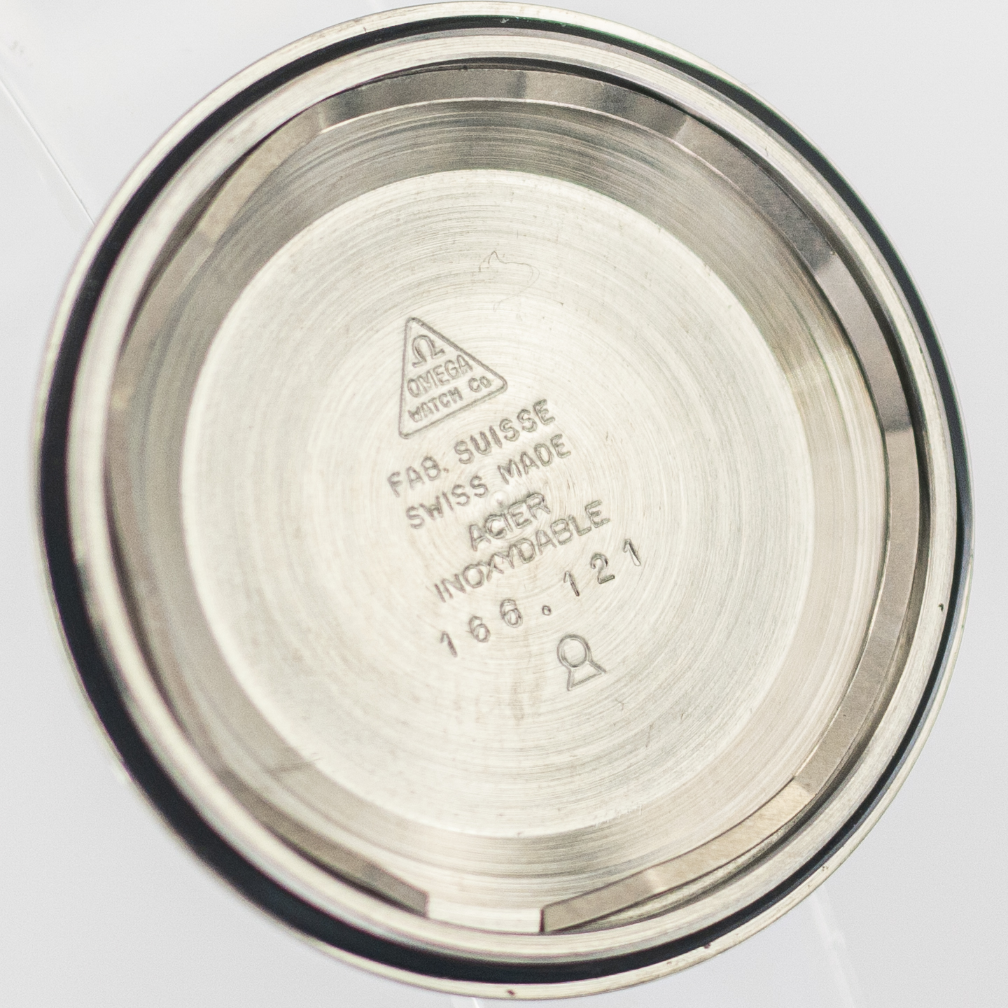 1564_marcels_watch_group_vintage_wristwatch_1972_omega_166.121_geneve_cobra_caseback_03