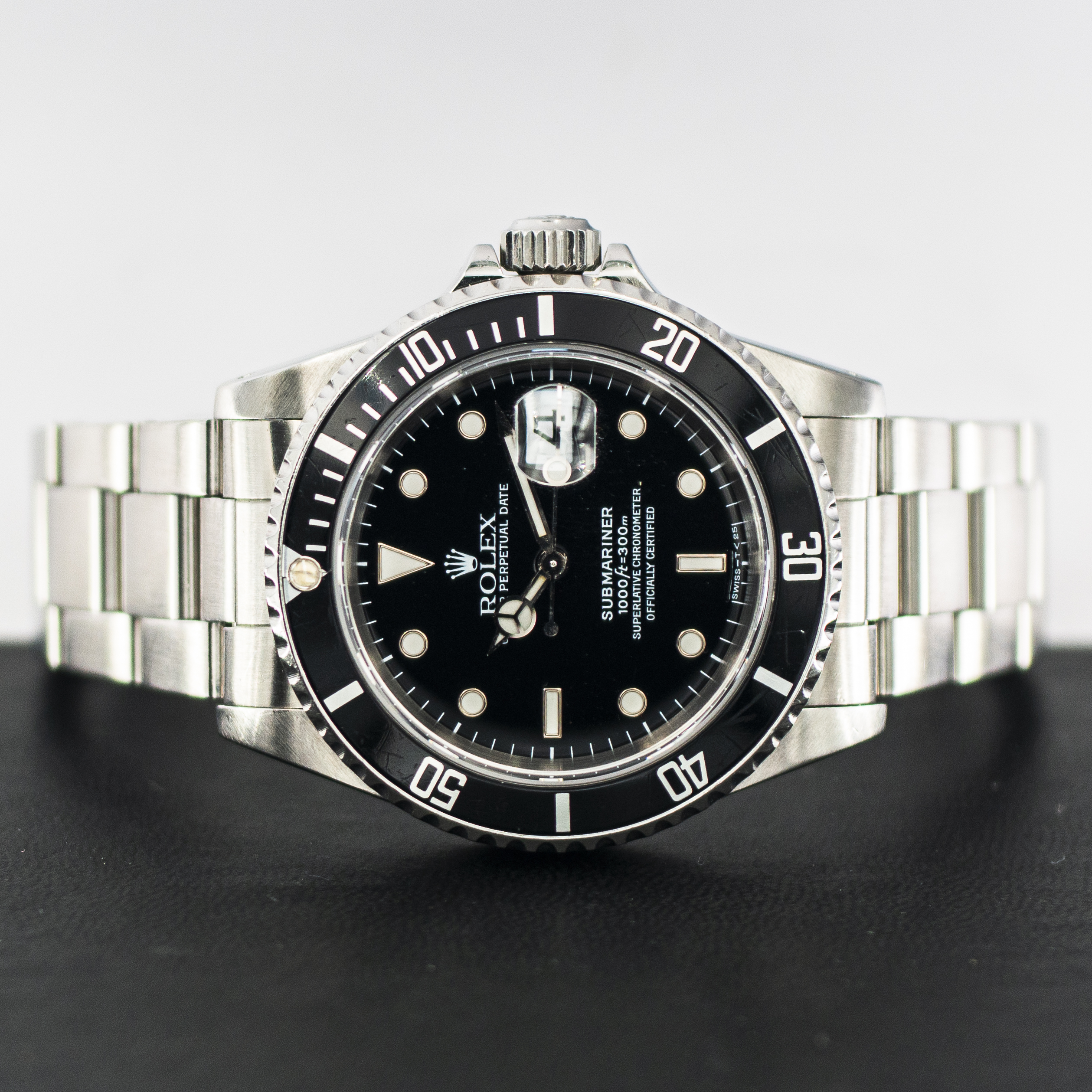 1565_marcels_watch_group_vintage_wristwatch_1989_rolex_16610_submariner_dial_19