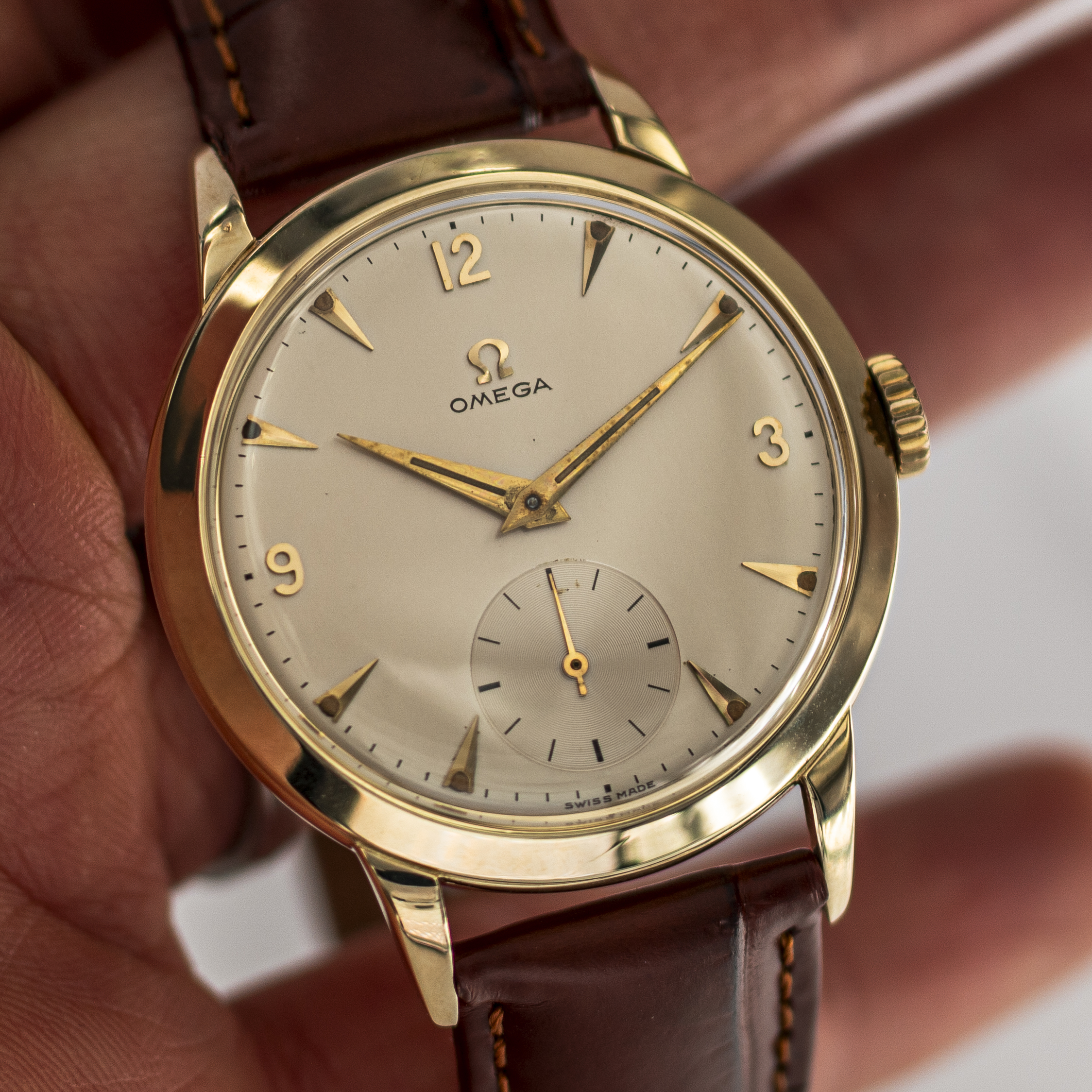 1566_marcels_watch_group_vintage_wristwatch_1952_omega_2684_tresor_dial_34