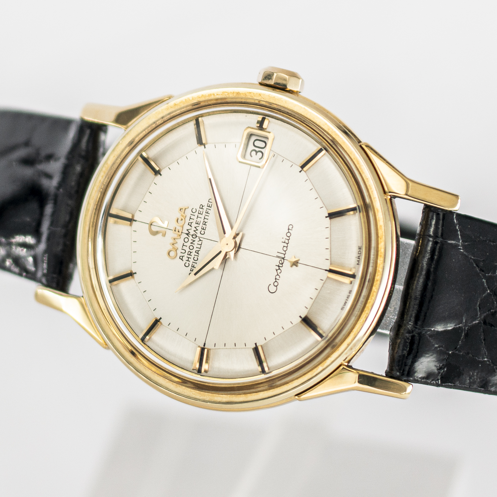 1567_marcels_watch_group_vintage_wristwatch_1963_omega_168.005_constellation_pie_pan_18K_gold_dial_18
