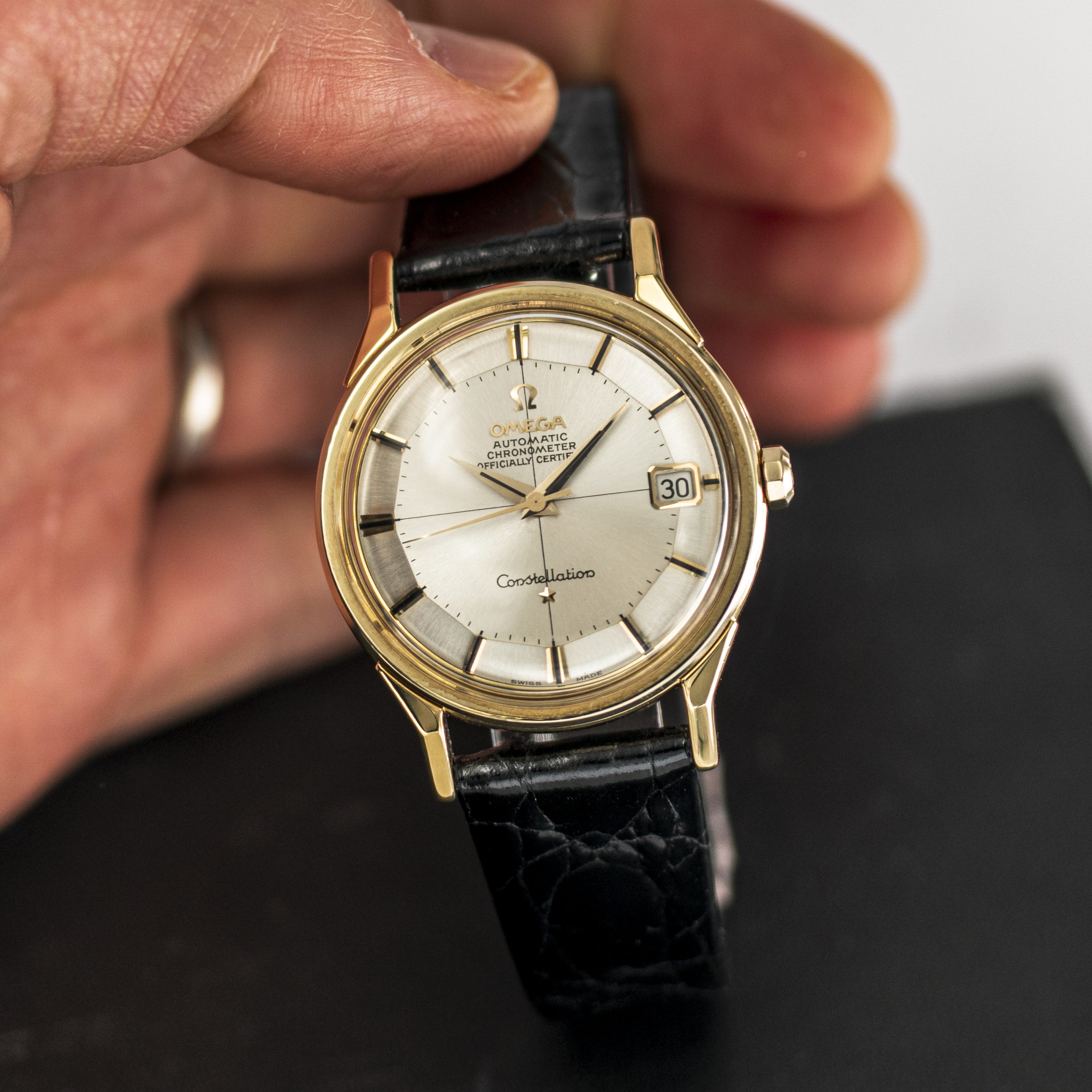 1567_marcels_watch_group_vintage_wristwatch_1963_omega_168.005_constellation_pie_pan_18K_gold_dial_21