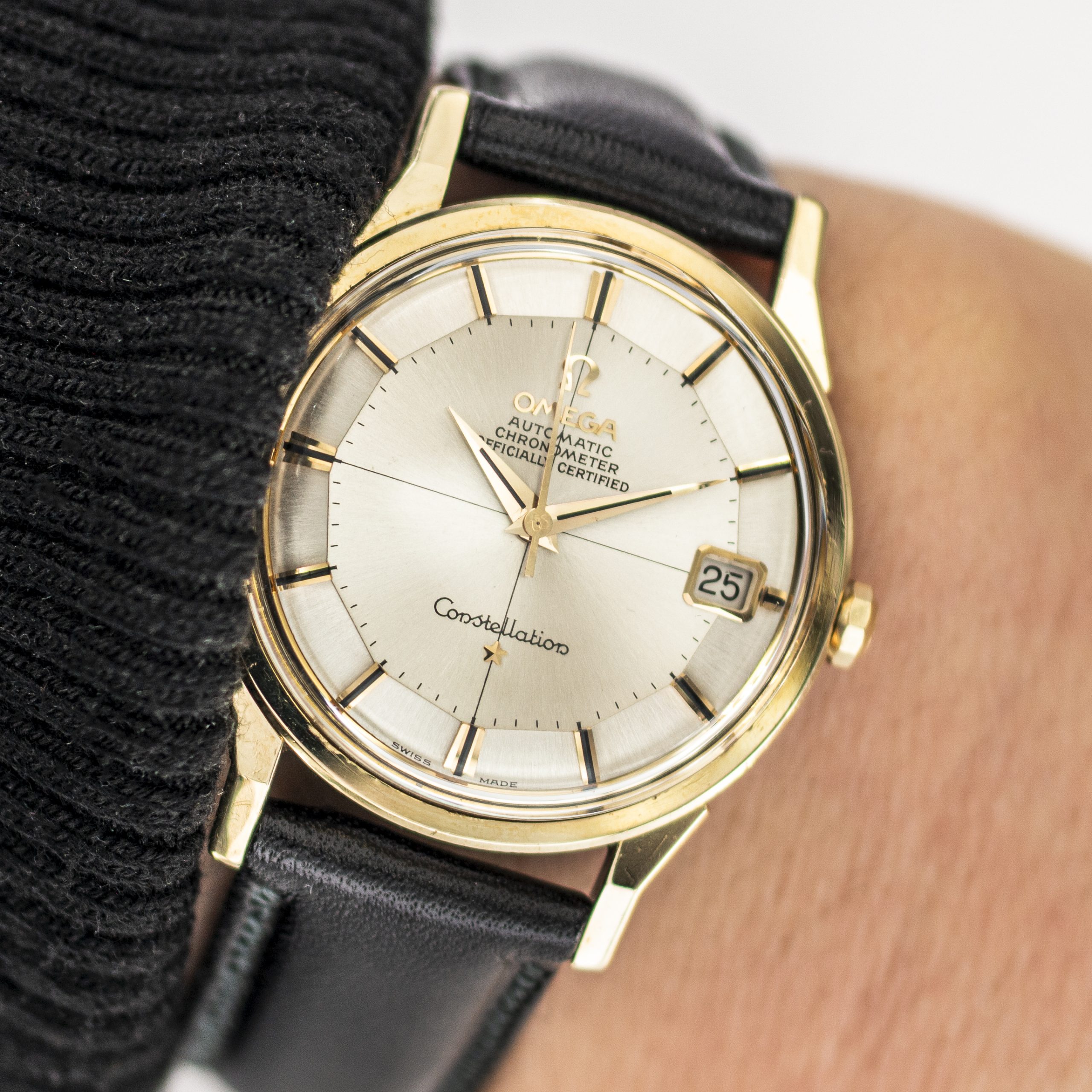 1567_marcels_watch_group_vintage_wristwatch_1963_omega_168.005_constellation_pie_pan_wristshot_01