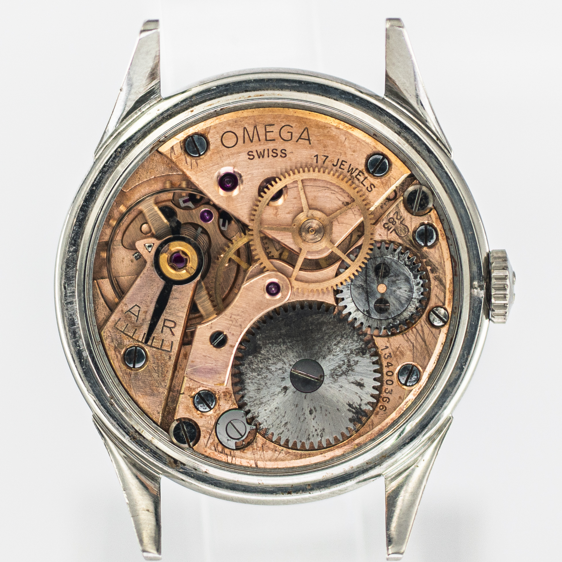 1569_marcels_watch_group_vintage_wristwatch_1952_omega_2608_6sc_cal283_movement_01