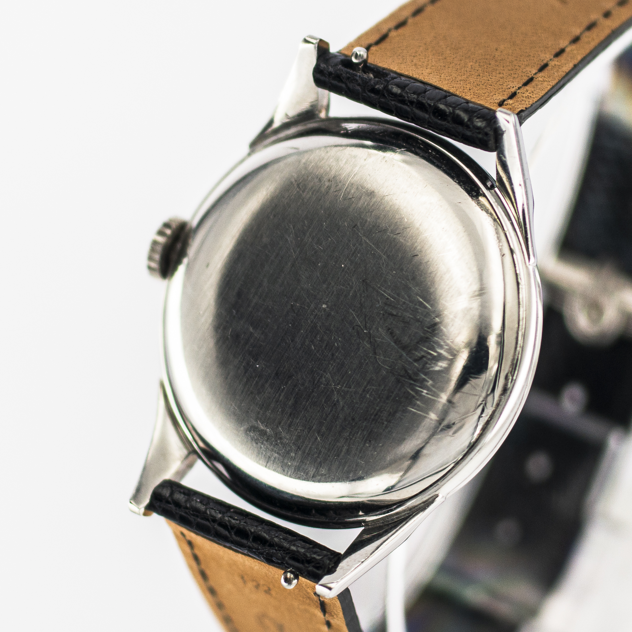 1569_marcels_watch_group_vintage_wristwatch_1952_omega_2608_6sc_caseback_06