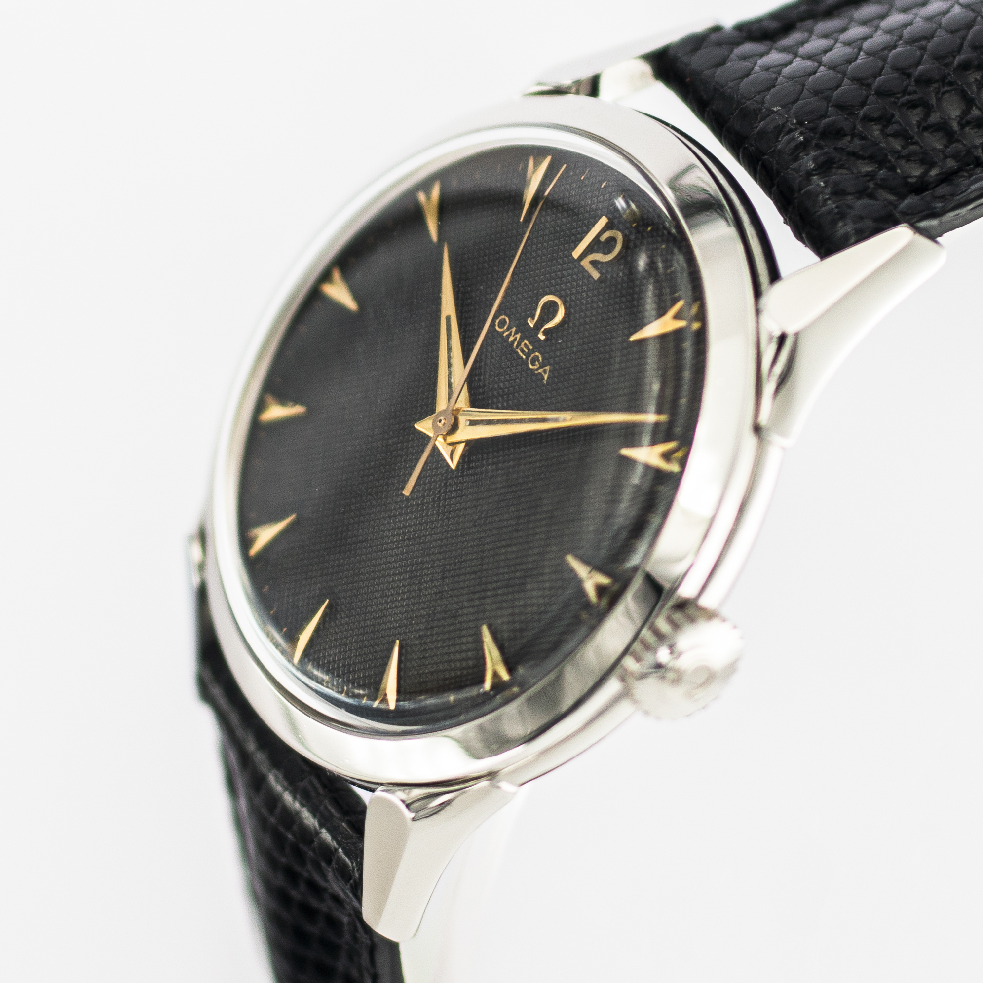 1569_marcels_watch_group_vintage_wristwatch_1952_omega_2608_6sc_dial_06