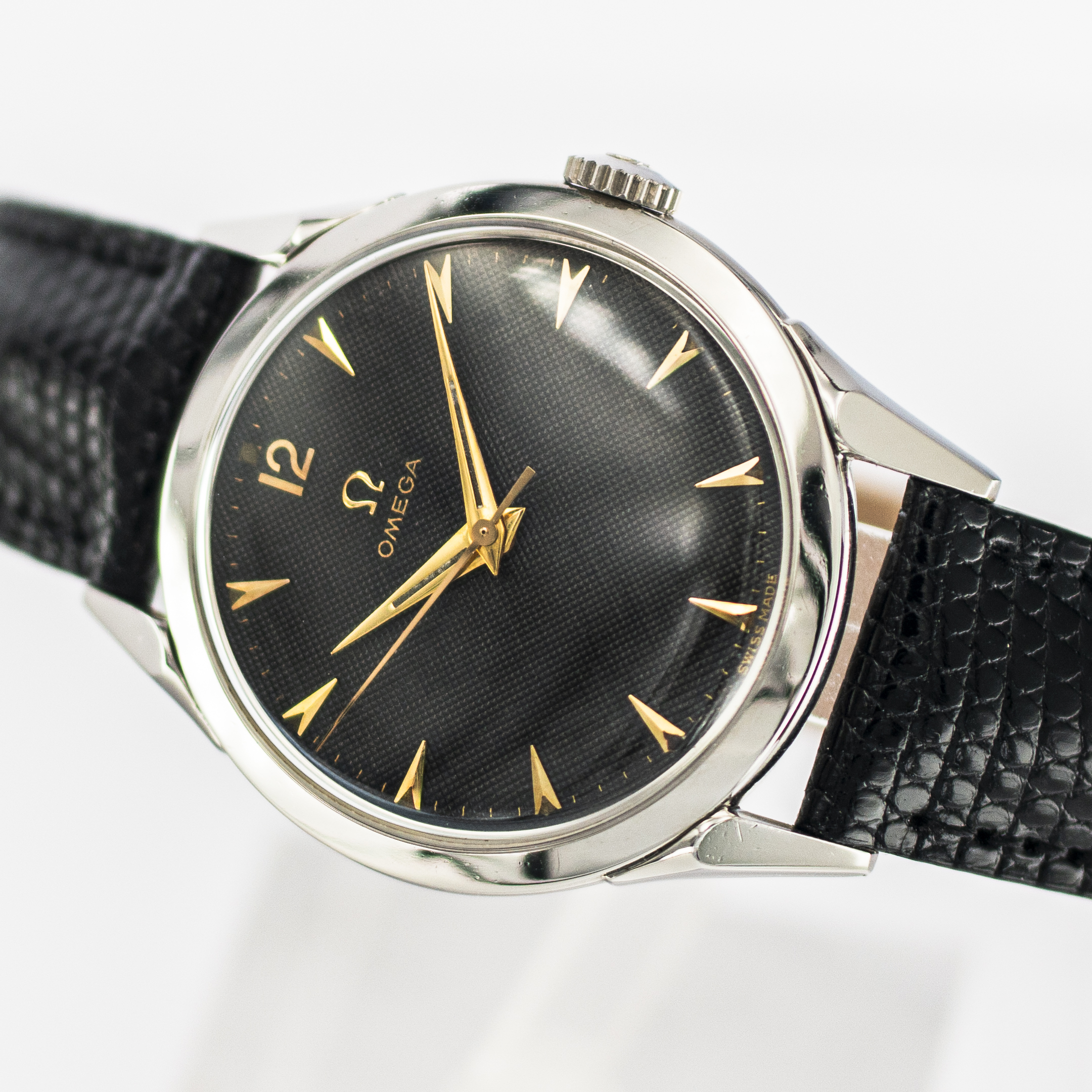 1569_marcels_watch_group_vintage_wristwatch_1952_omega_2608_6sc_dial_11
