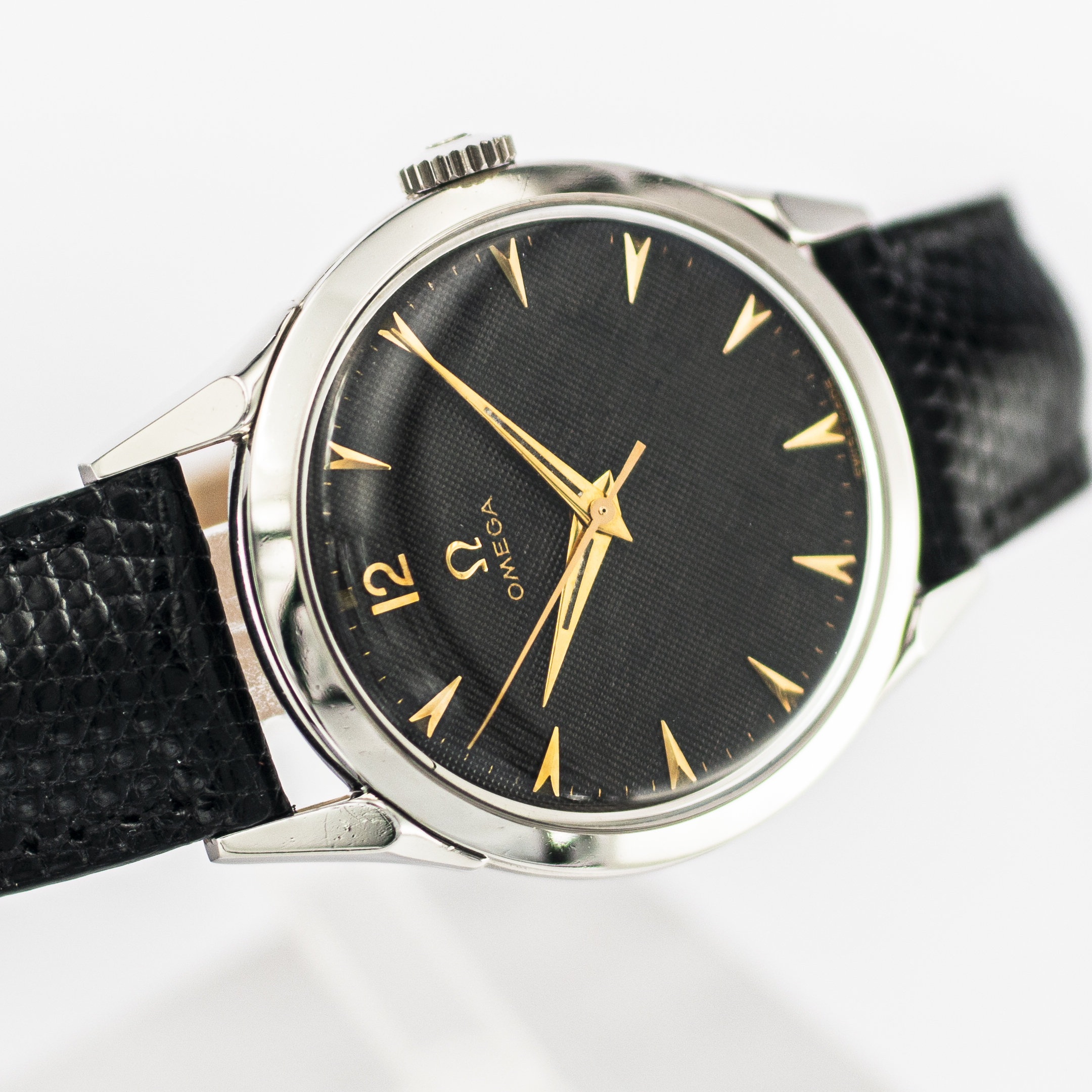 1569_marcels_watch_group_vintage_wristwatch_1952_omega_2608_6sc_dial_12
