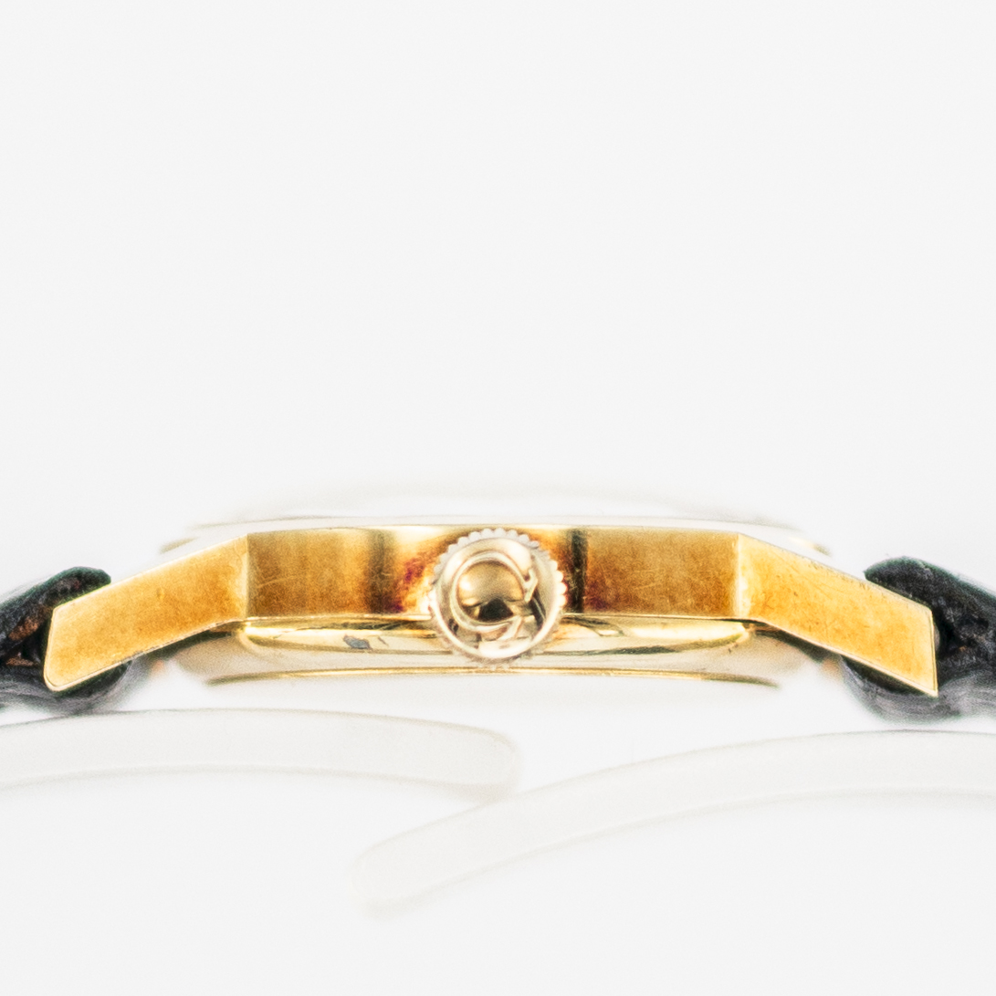 1570_marcels_watch_group_vintage_ladies_wristwatch_1964_omega_511.002_case_side_01