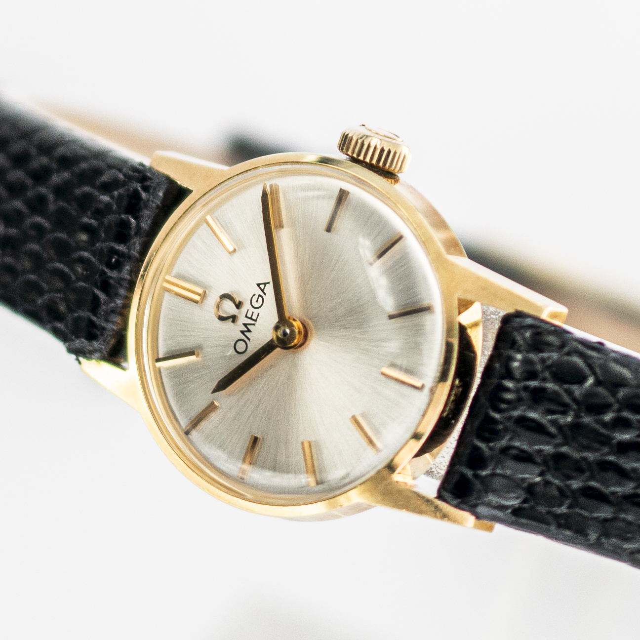 1570_marcels_watch_group_vintage_ladies_wristwatch_1964_omega_511.002_dial_11