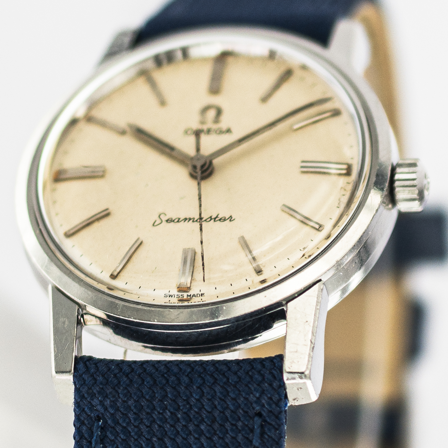 1571_marcels_watch_group_vintage_wristwatch_1962_omega_135.005_seamaster_lugs_02