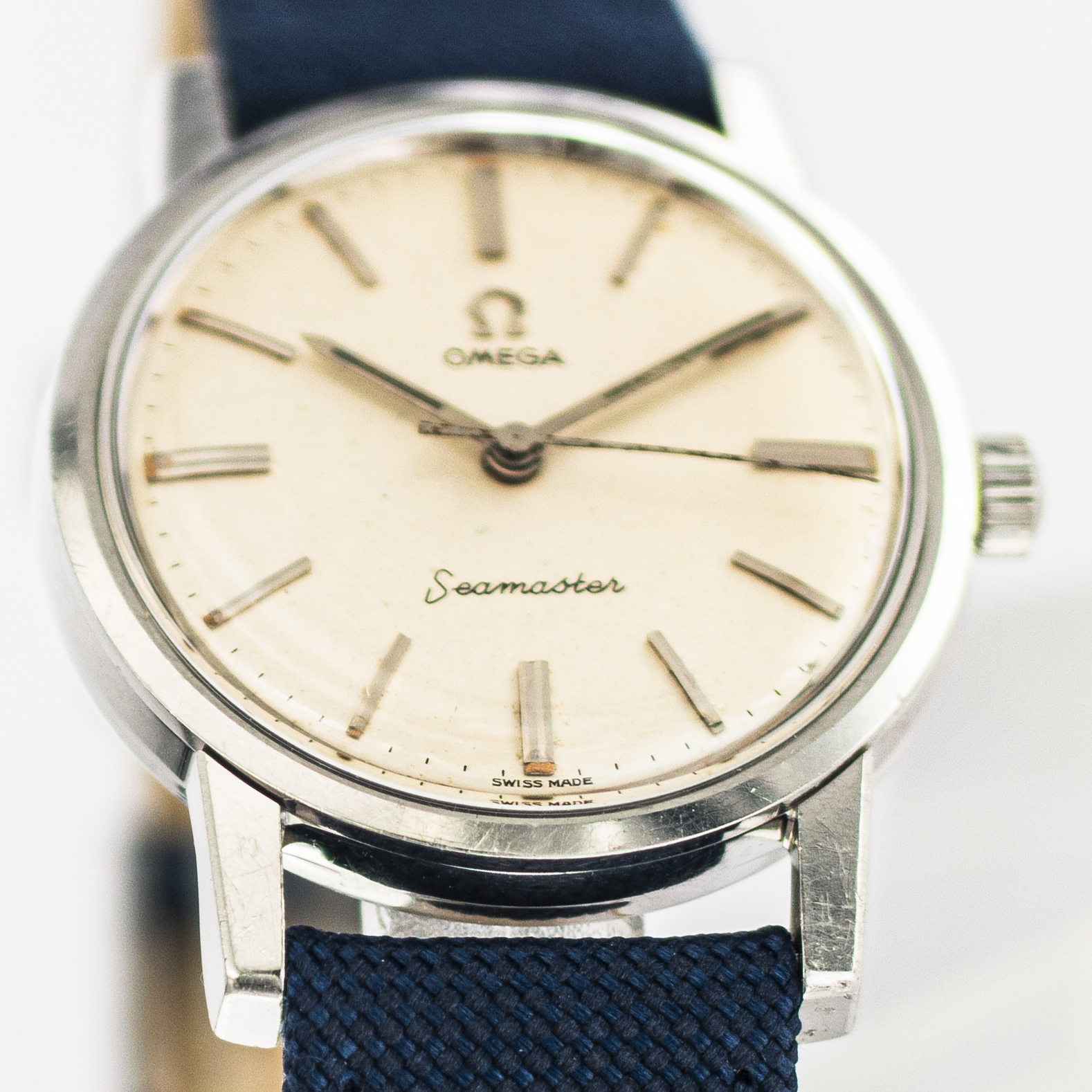 1571_marcels_watch_group_vintage_wristwatch_1962_omega_135.005_seamaster_lugs_04