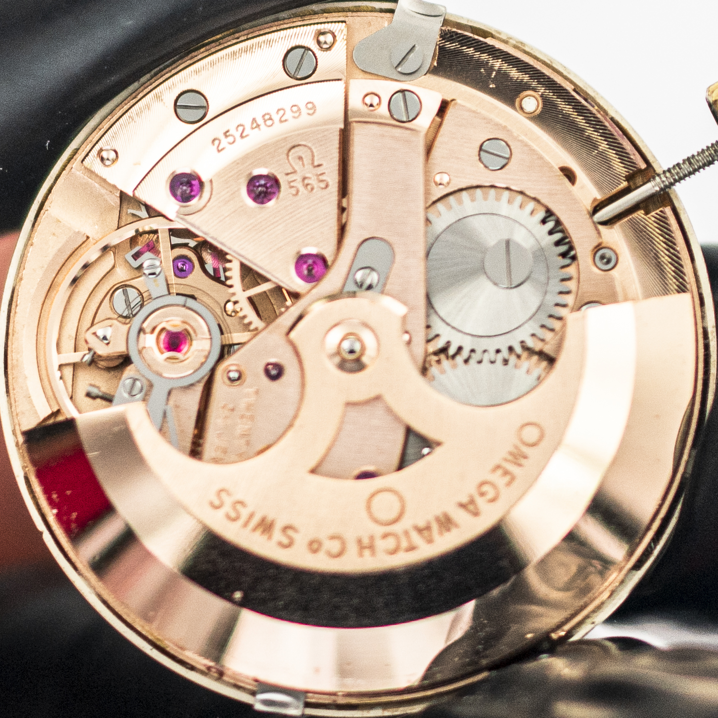 1568_marcels_watch_group_vintage_wristwatch_1967_omega_166.020_seamaster_de_ville_cal565_movement_03