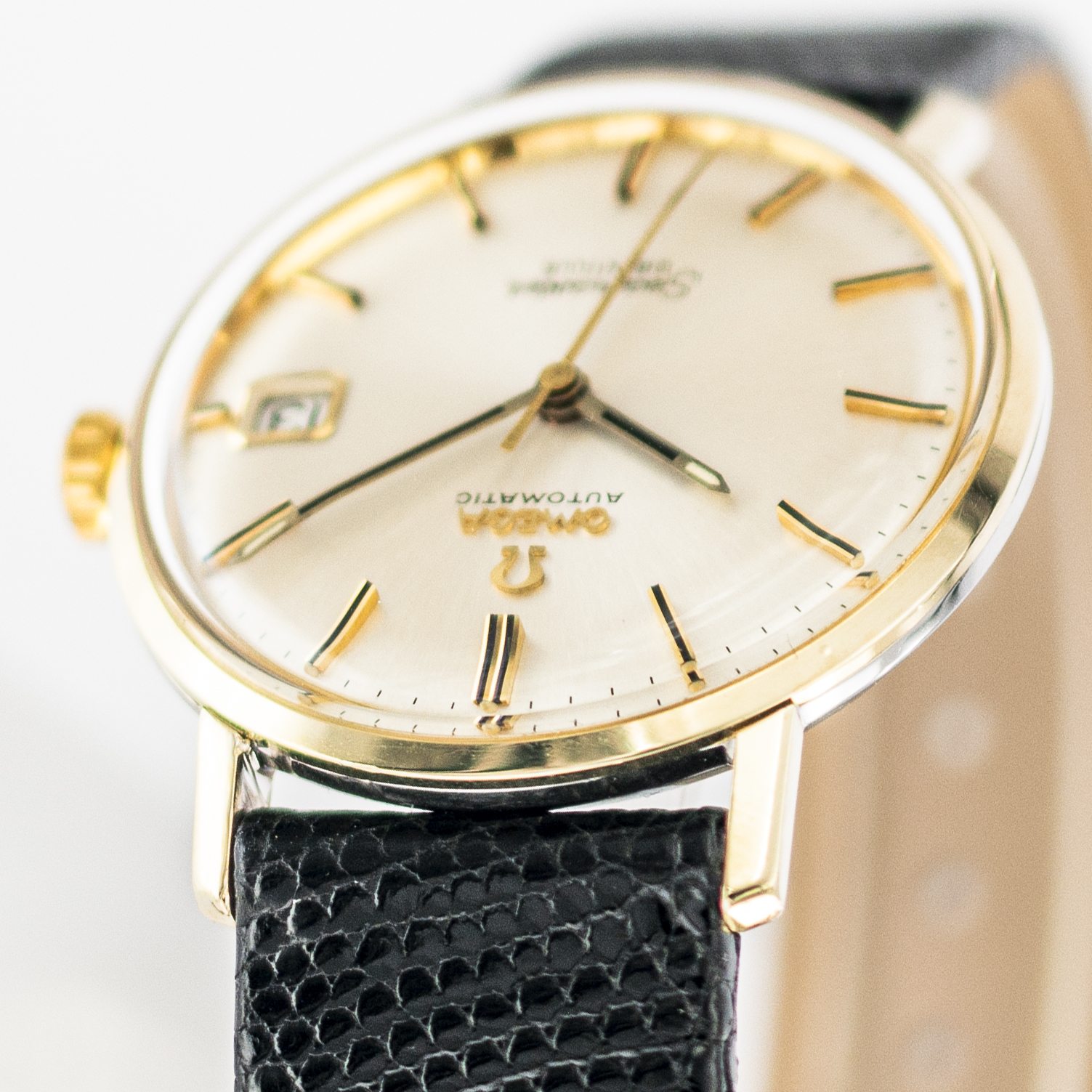 1568_marcels_watch_group_vintage_wristwatch_1967_omega_166.020_seamaster_de_ville_lugs_03