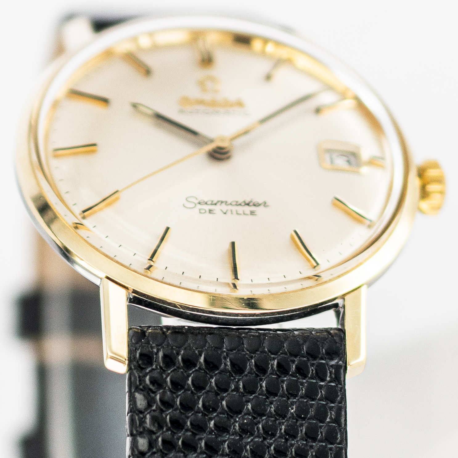 1568_marcels_watch_group_vintage_wristwatch_1967_omega_166.020_seamaster_de_ville_lugs_04