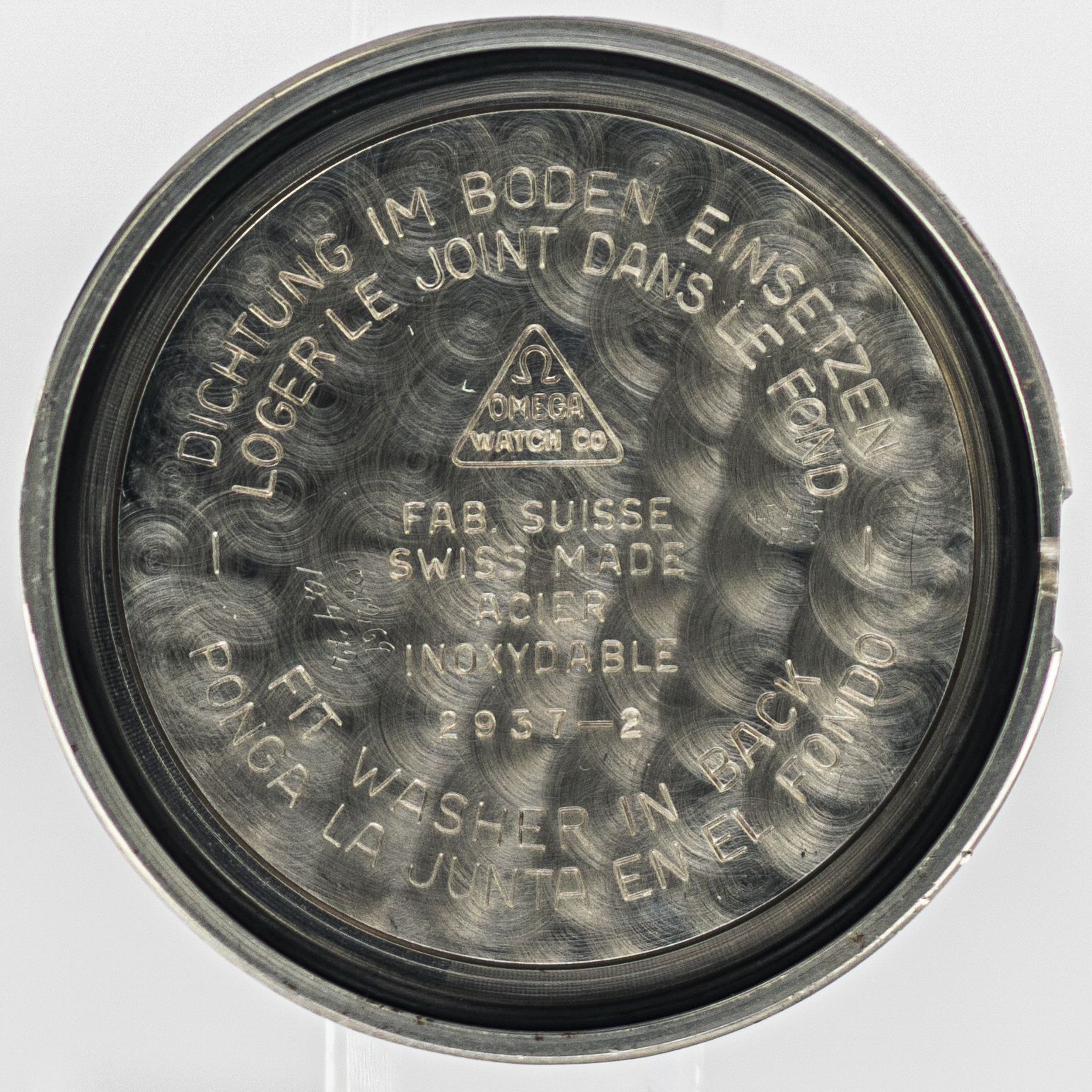 1573_marcels_watch_group_vintage_wristwatch_1957_omega_2937_seamaster_caseback_01