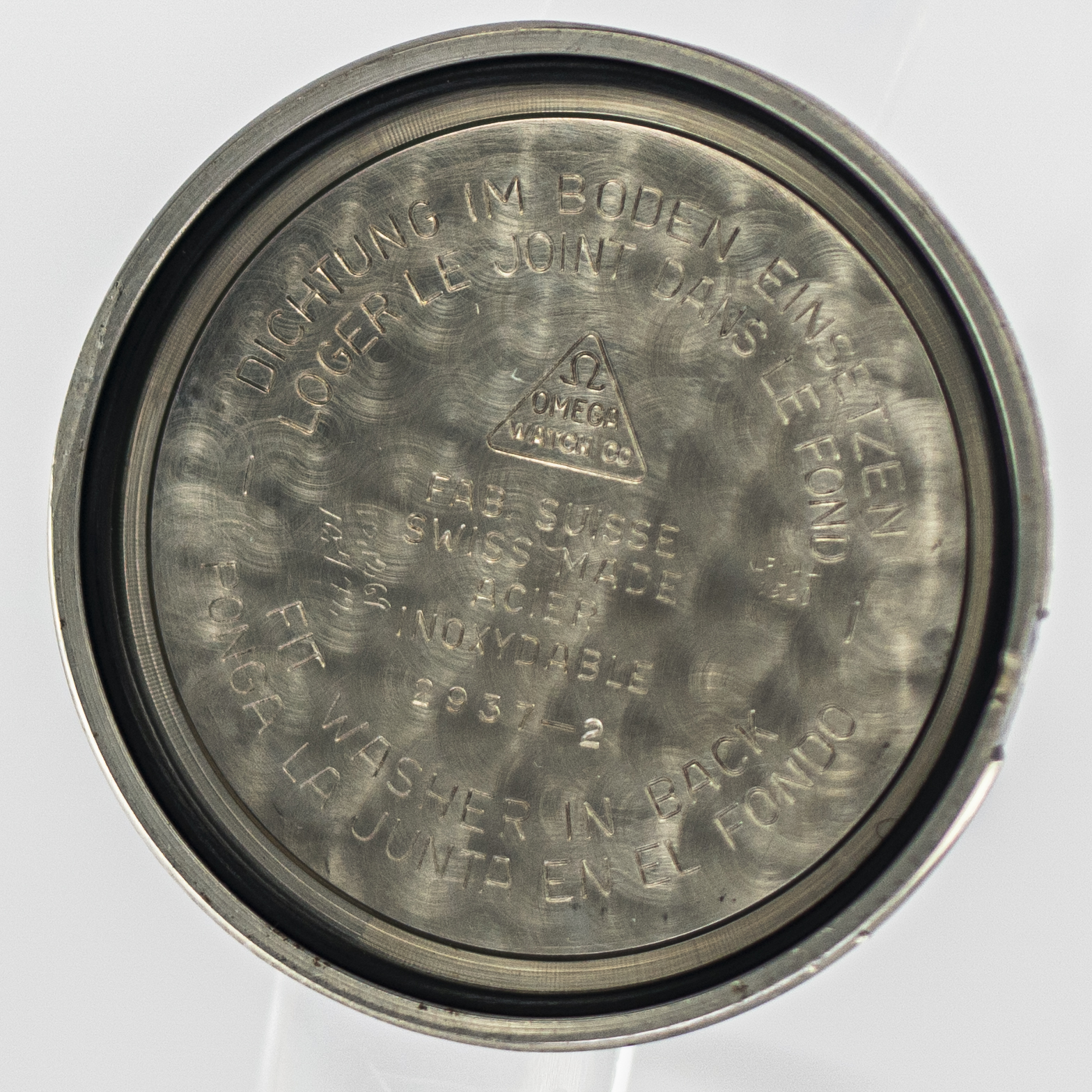 1573_marcels_watch_group_vintage_wristwatch_1957_omega_2937_seamaster_caseback_02