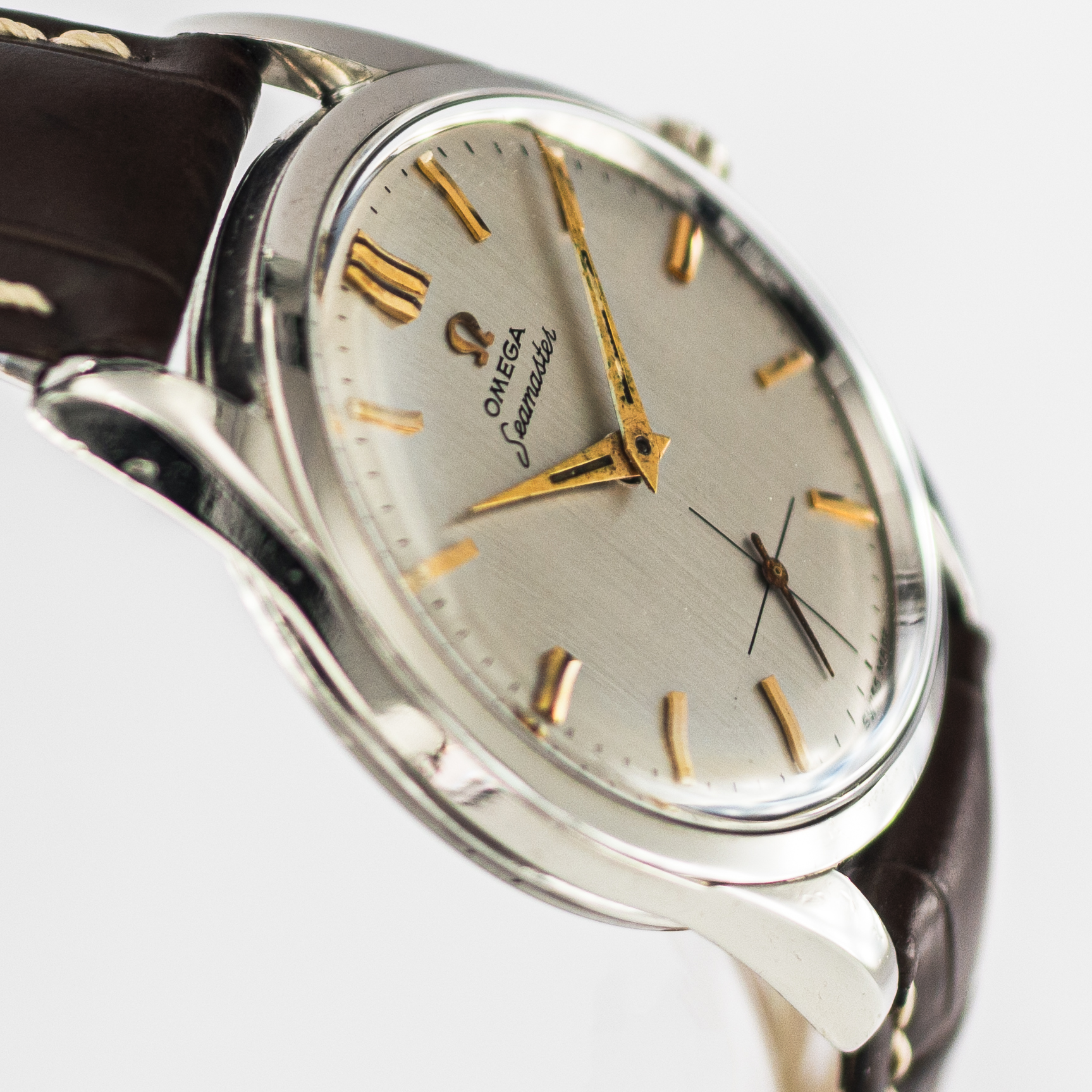 1573_marcels_watch_group_vintage_wristwatch_1957_omega_2937_seamaster_dial_08