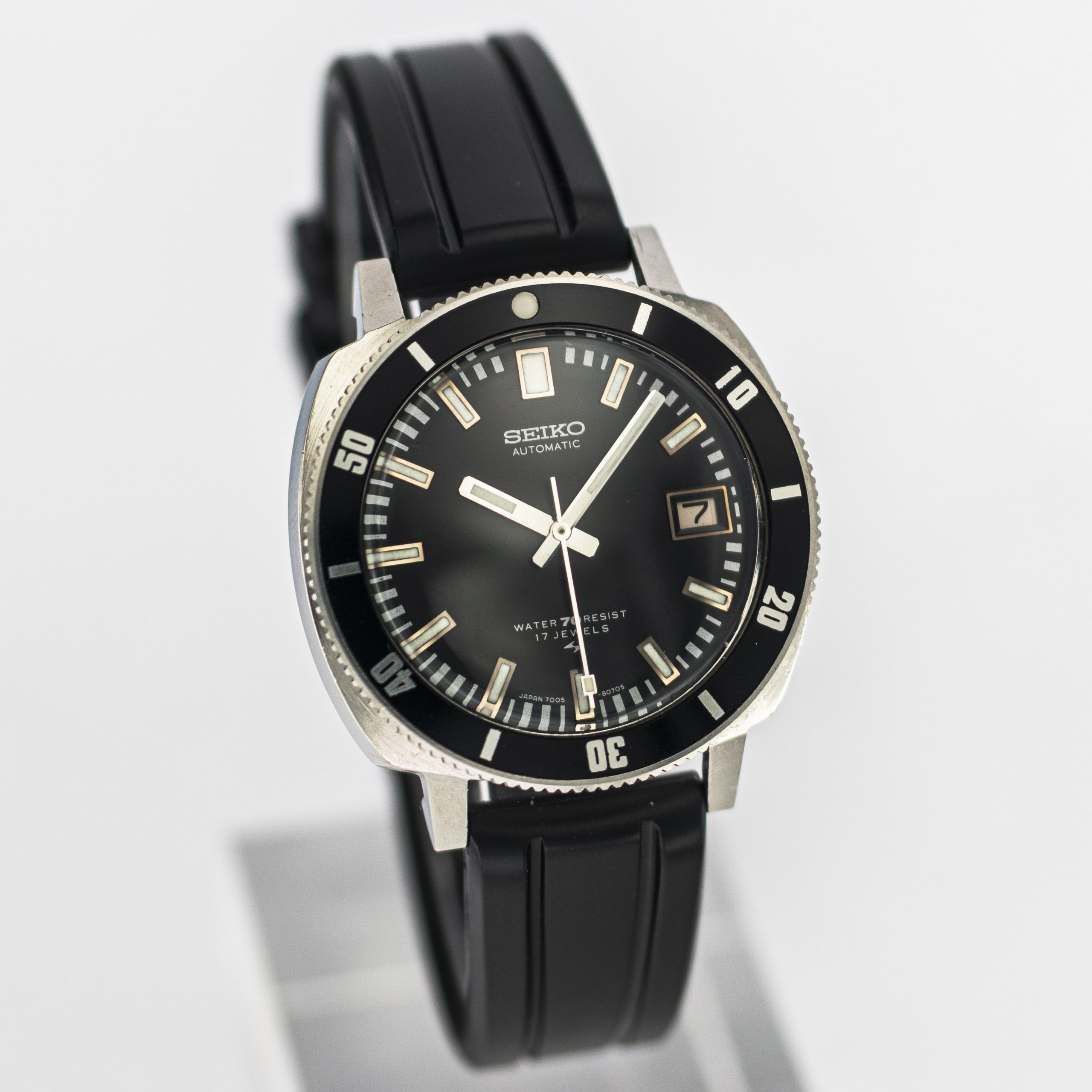1574_marcels_watch_group_vintage_wristwatch_1971_seiko_7005_8052_poor_mans_62mas_cal7005a_dial_06