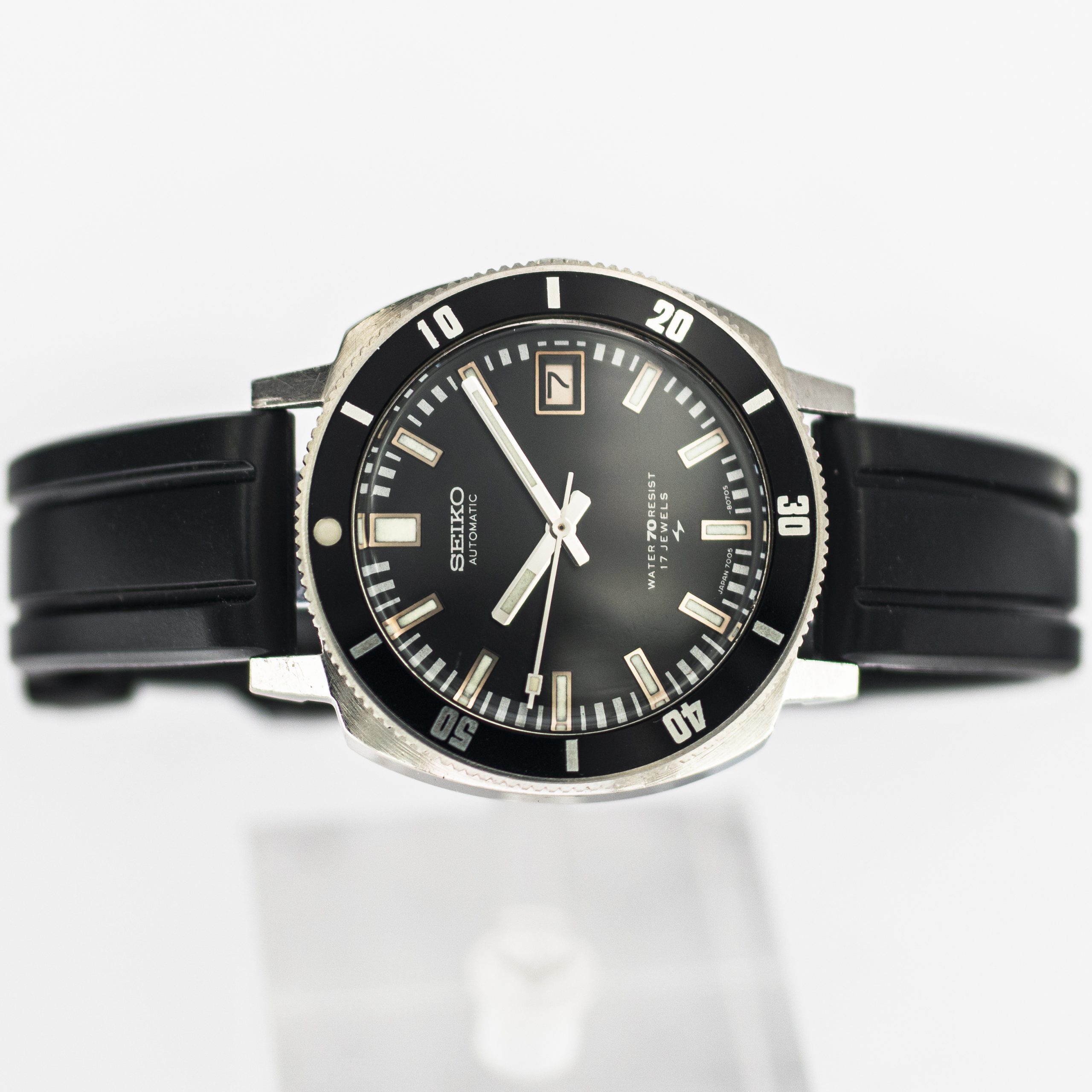 1574_marcels_watch_group_vintage_wristwatch_1971_seiko_7005_8052_poor_mans_62mas_cal7005a_dial_14