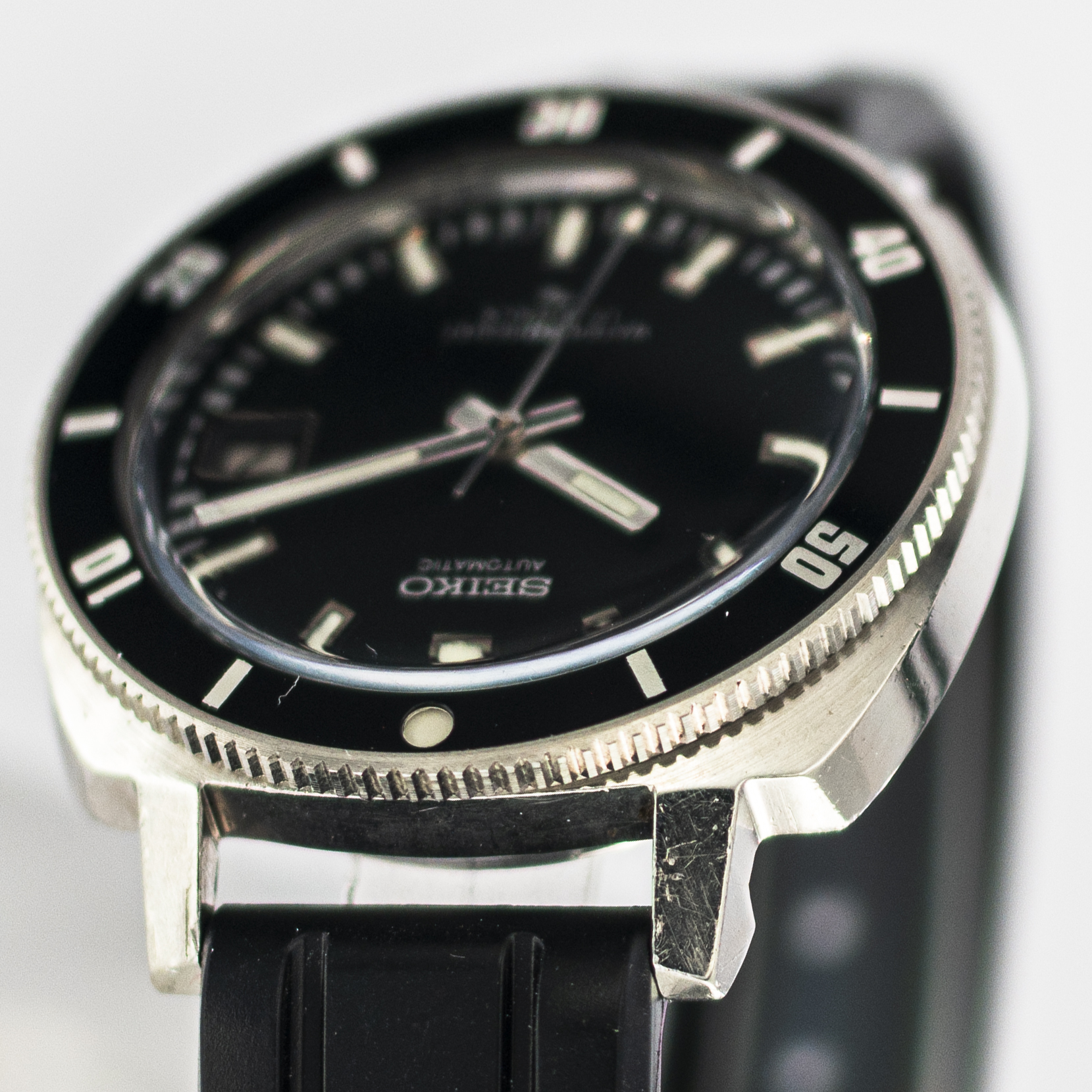 1574_marcels_watch_group_vintage_wristwatch_1971_seiko_7005_8052_poor_mans_62mas_lugs_03