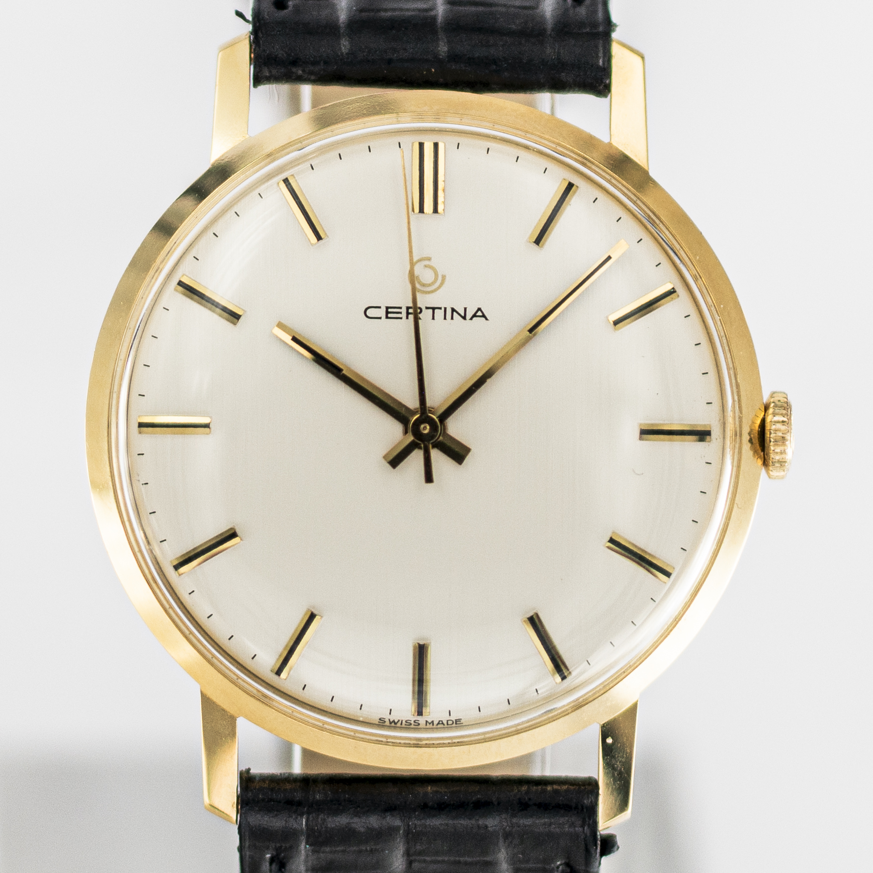 1578_marcels_watch_group_vintage_wristwatch_1968_certina_851_3364_nor_goldwatch_dial_01