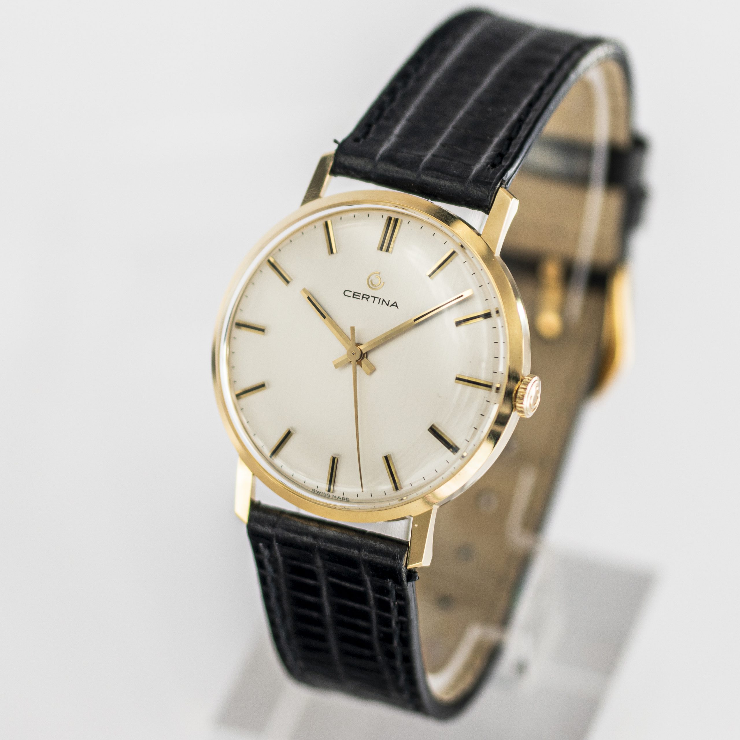 1578_marcels_watch_group_vintage_wristwatch_1968_certina_851_3364_nor_goldwatch_dial_04