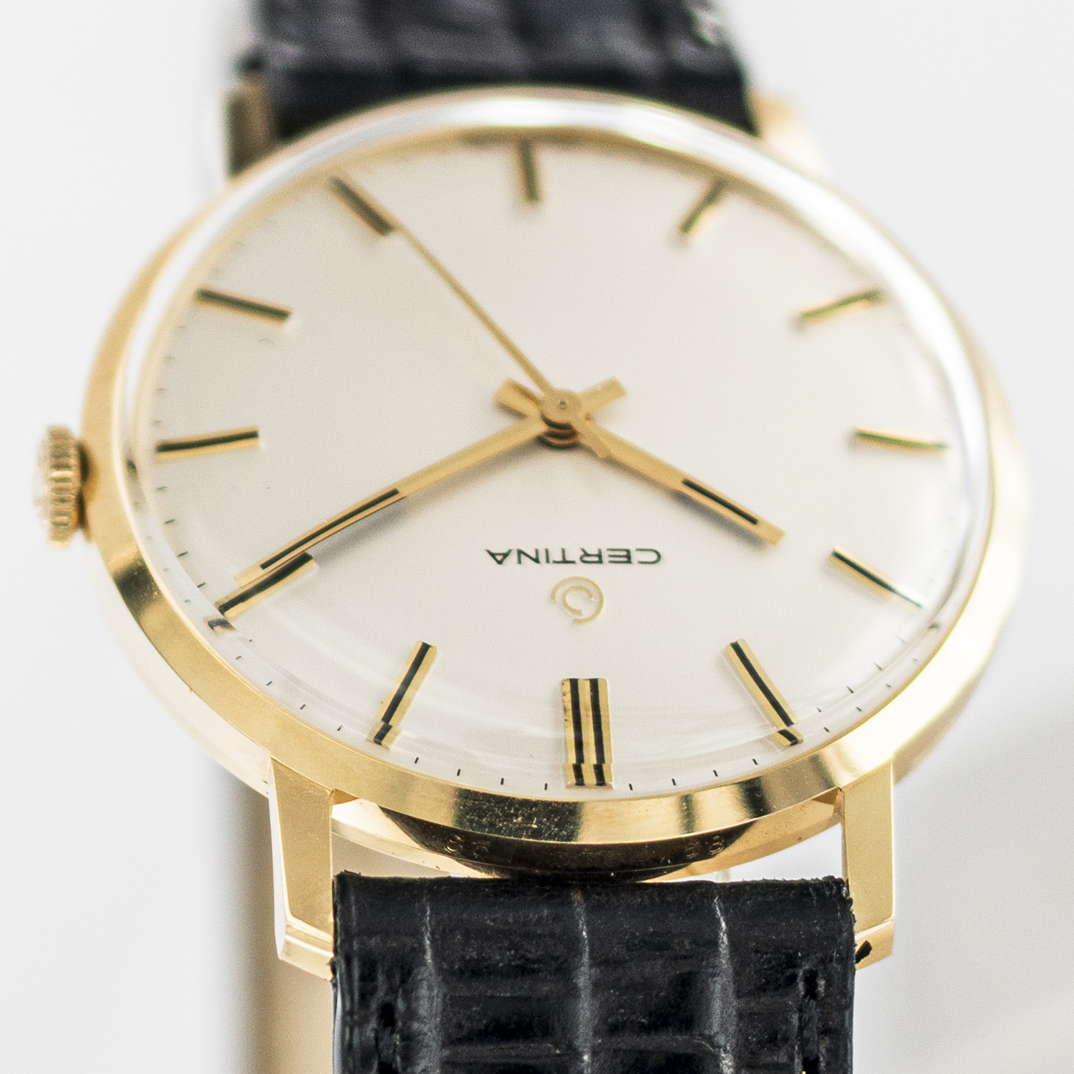 1578_marcels_watch_group_vintage_wristwatch_1968_certina_851_3364_nor_goldwatch_lugs_02