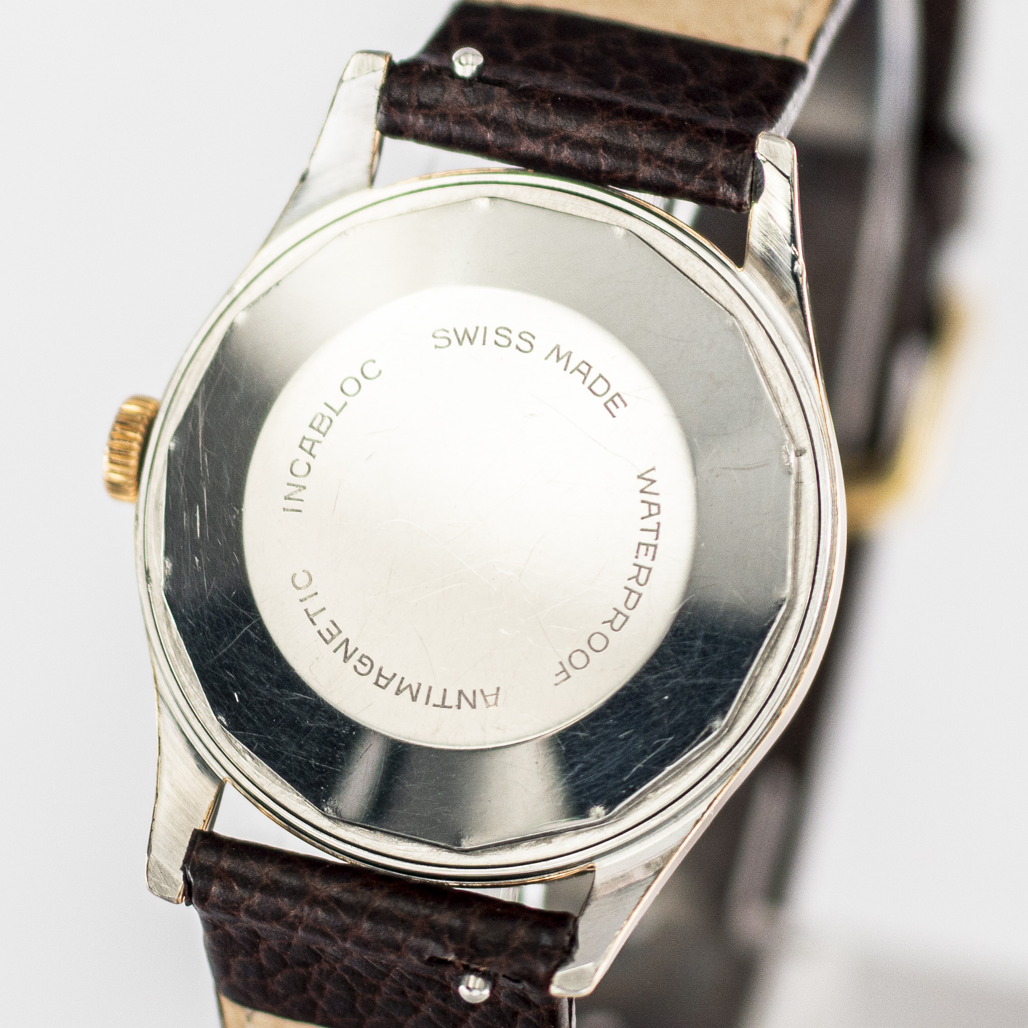 1580_marcels_watch_group_vintage_wristwatch_1962_lemania_918_62KO_caseback_06