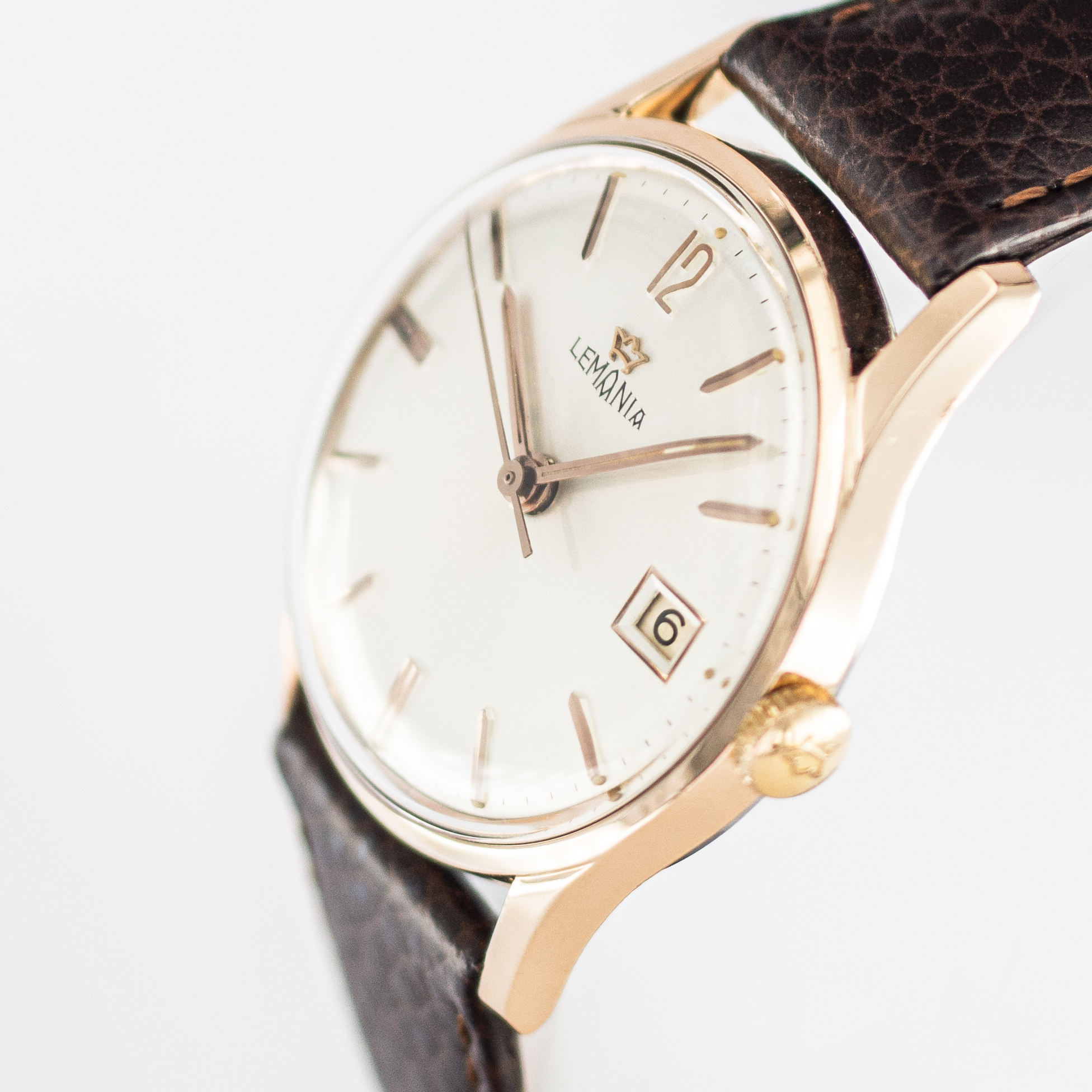 1580_marcels_watch_group_vintage_wristwatch_1962_lemania_918_62KO_dial_05