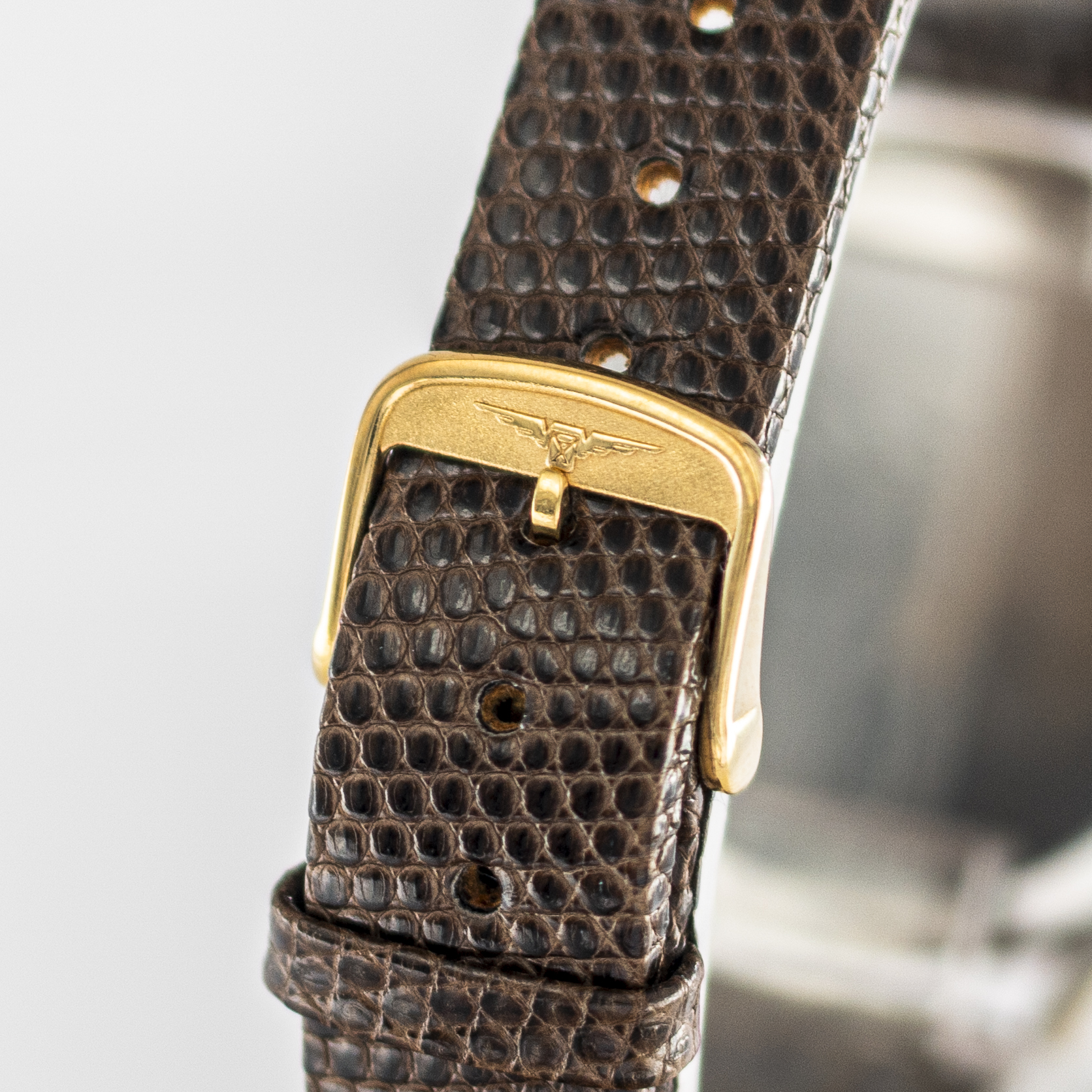 1583_marcels_watch_group_vintage_wristwatch_1961_longines_302_flagship_buckle_02