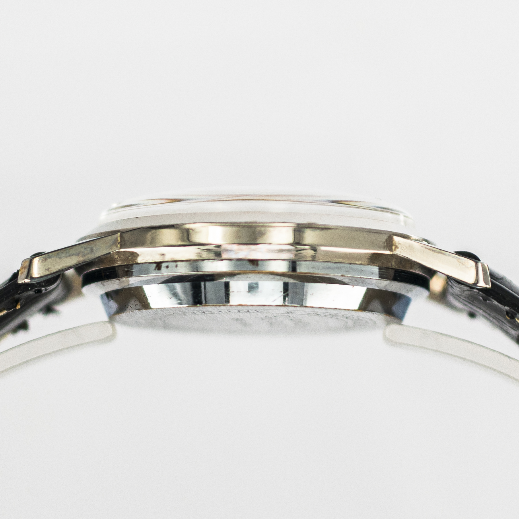 1585_marcels_watch_group_vintage_wristwatch_manhattan_08