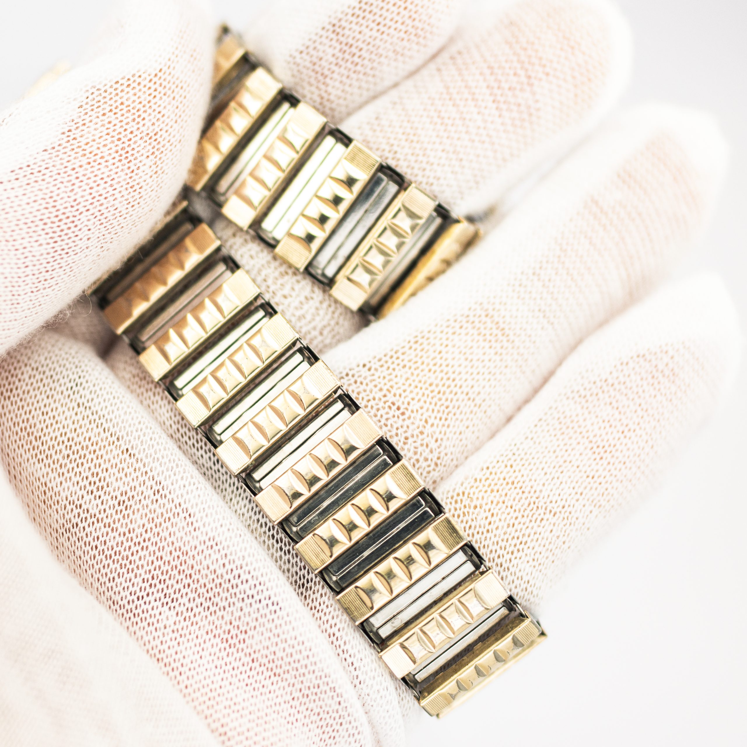 STR0146_marcels_watch_group_JB_champion_gold_on_steel_flexi_bracelet_1950s_08