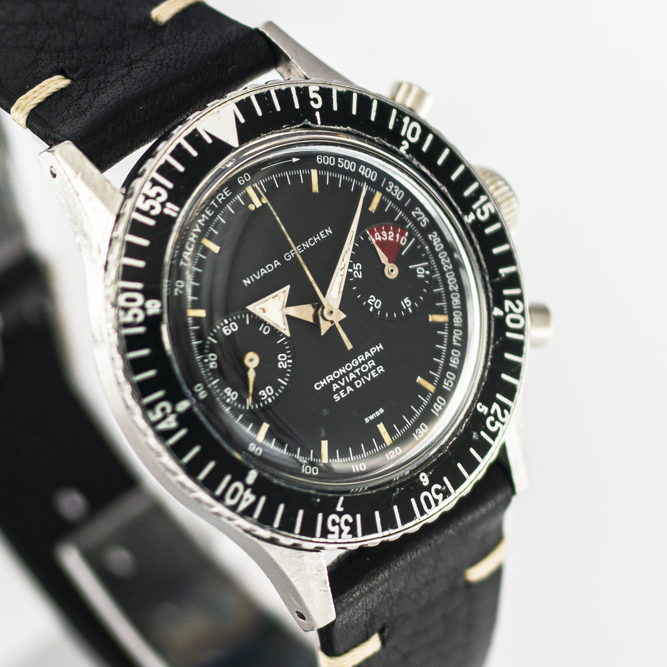 1535_marcels_watch_group_nivada_grenchen_9688_M8221_aviator_sea_diver_dial_08