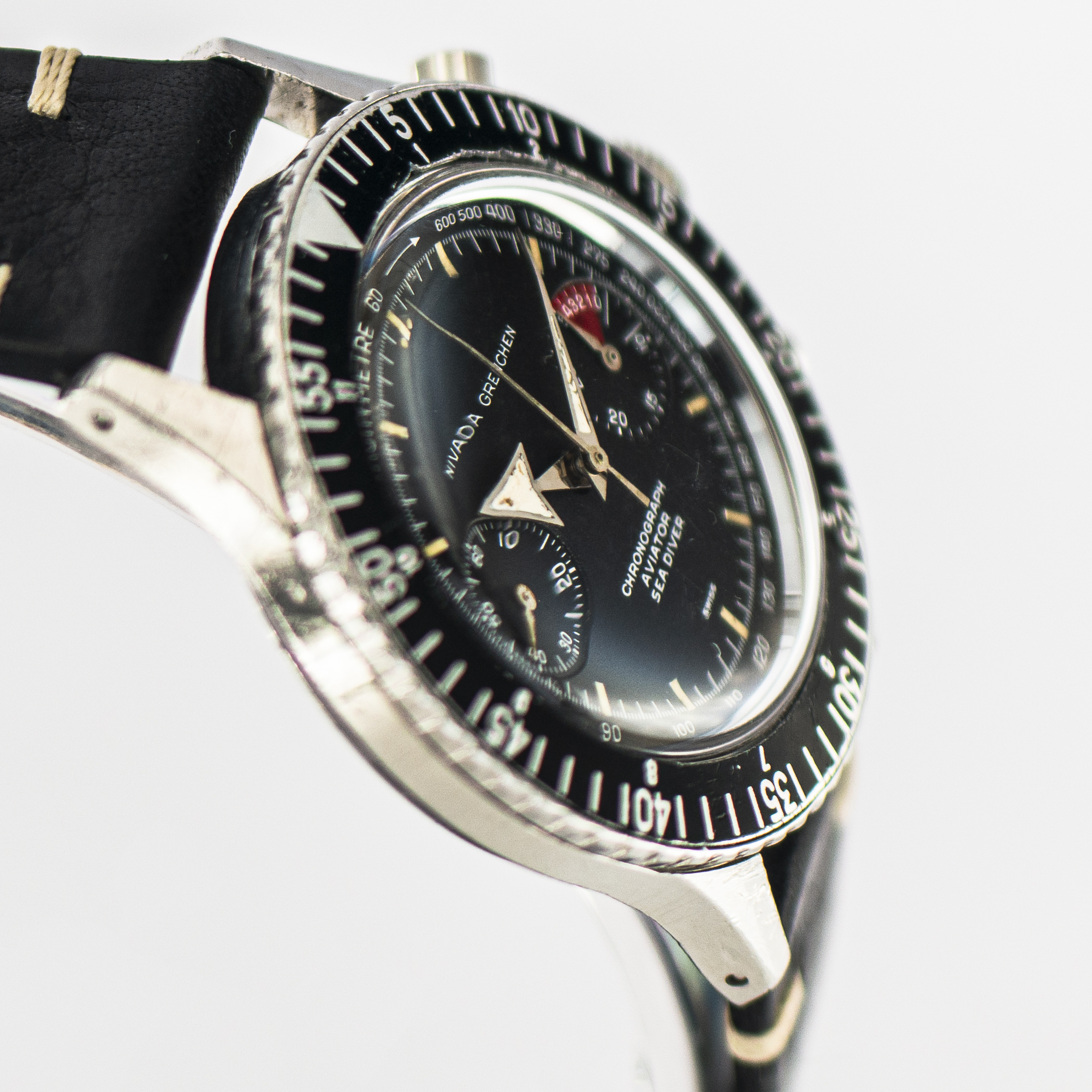 1535_marcels_watch_group_nivada_grenchen_9688_M8221_aviator_sea_diver_dial_09