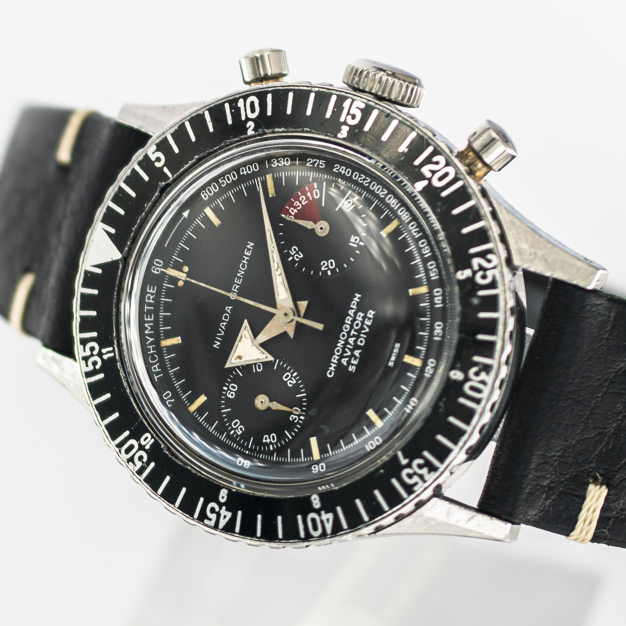 1535_marcels_watch_group_nivada_grenchen_9688_M8221_aviator_sea_diver_dial_111