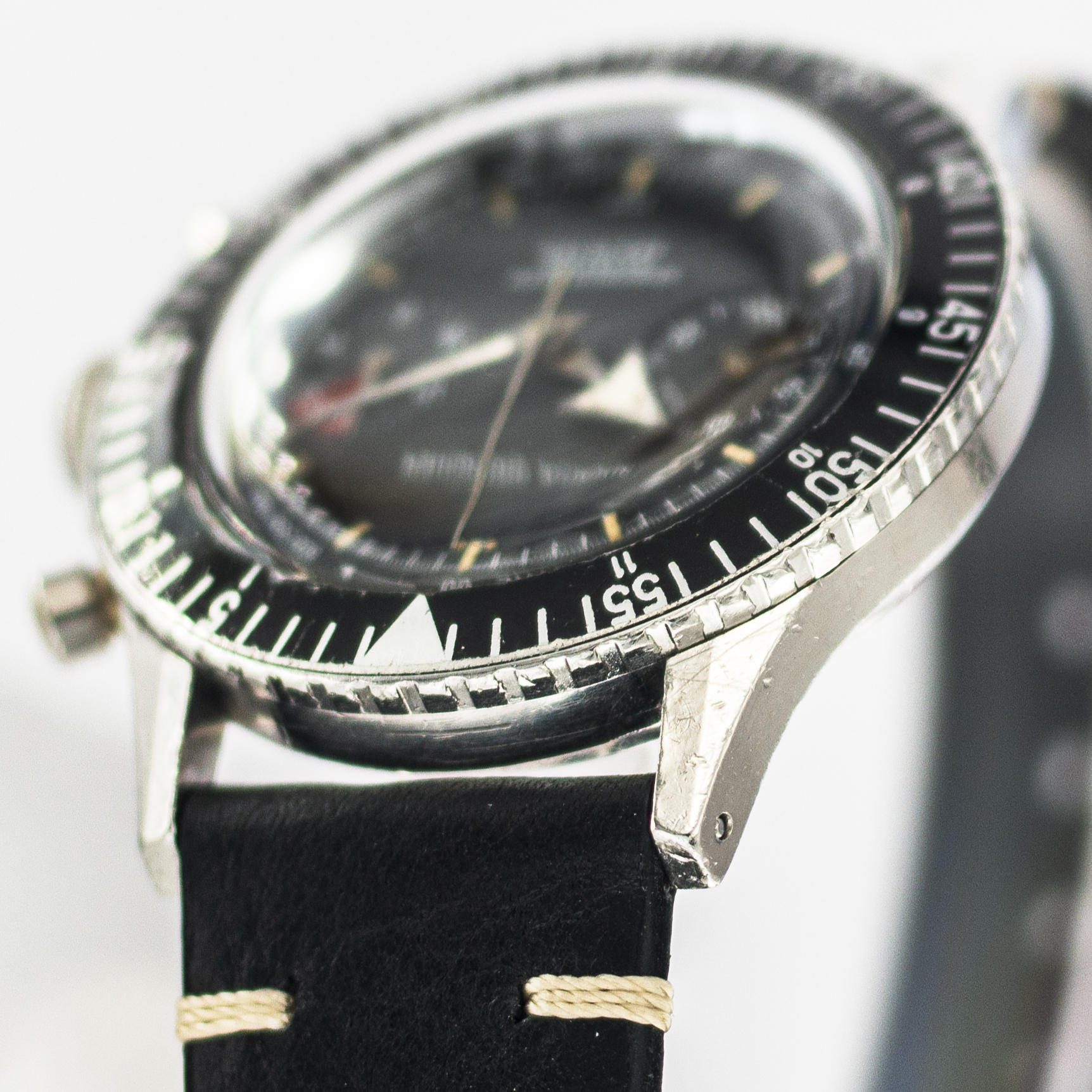 1535_marcels_watch_group_nivada_grenchen_9688_M8221_aviator_sea_diver_lugs_03