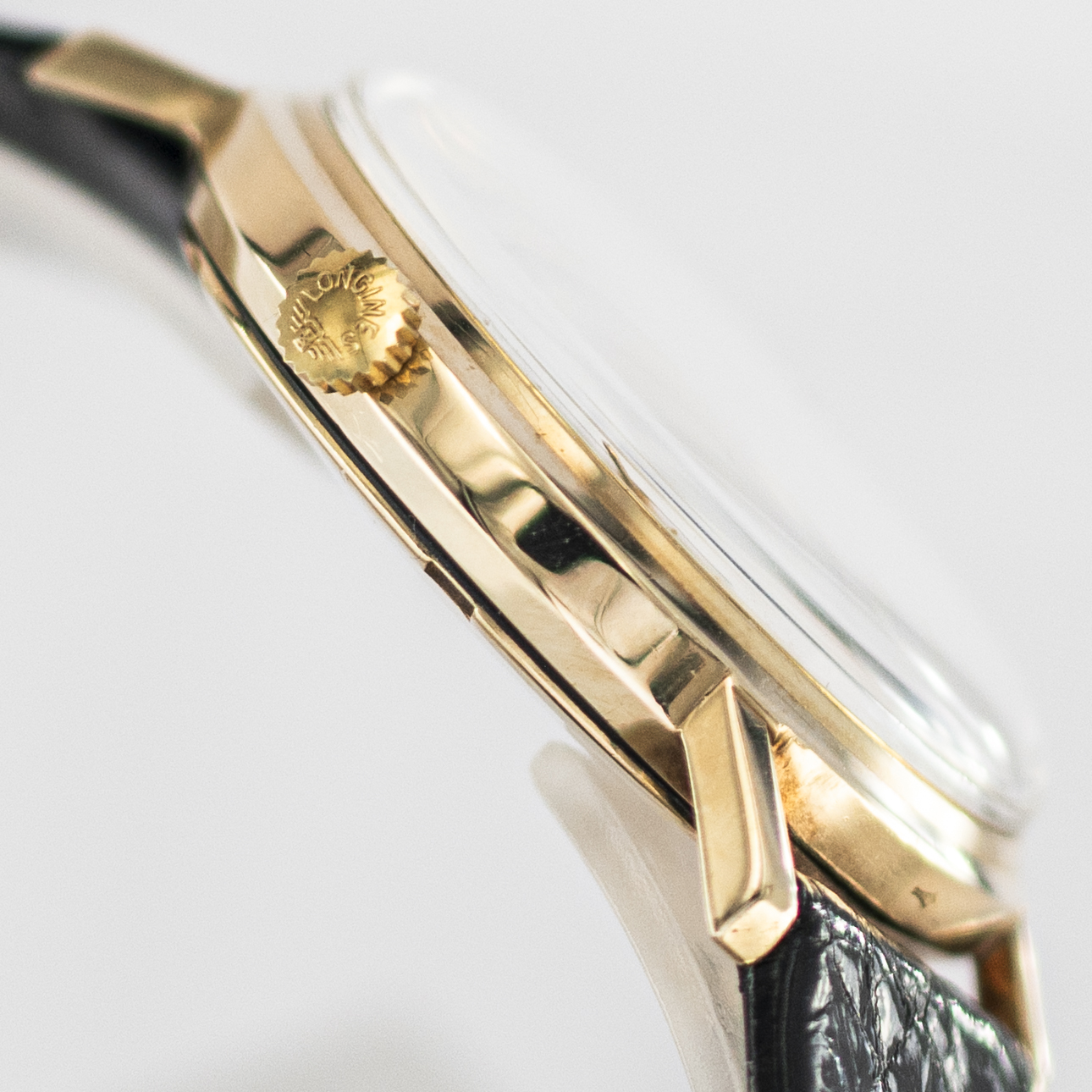 1545_marcels_watch_group_wristwatch_vintage_longines_3418_flagship_9K_gold_case_side_02