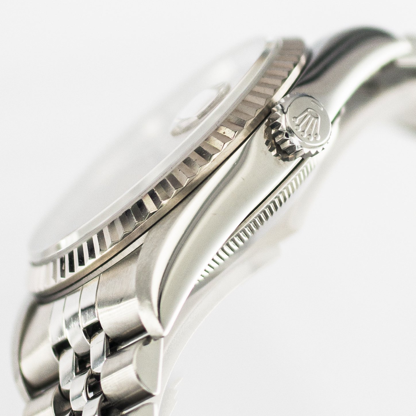 1577_marcels_watch_group_vintage_wristwatch_1999_rolex_16234_datejust_36_case_side_03