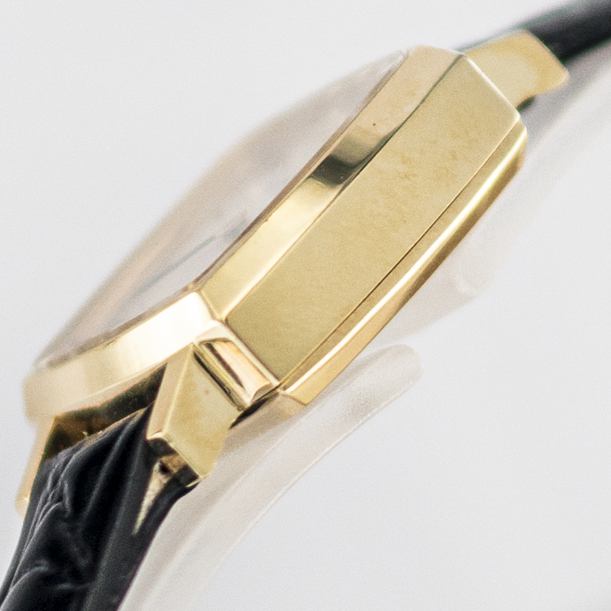1579_marcels_watch_group_vintage_wristwatch_1973_ladies_certina_9089_goldwatch_case_side_06