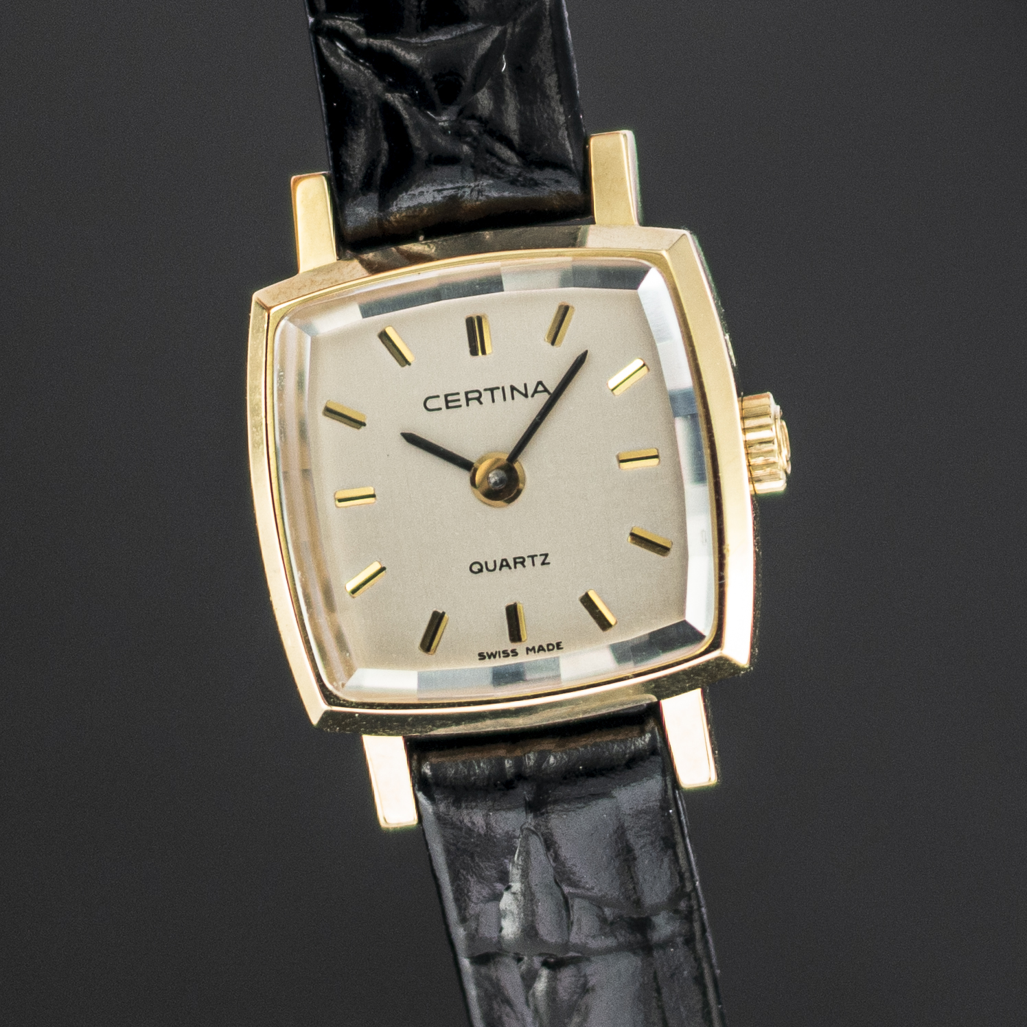 1579_marcels_watch_group_vintage_wristwatch_1973_ladies_certina_9089_goldwatch_dial_04
